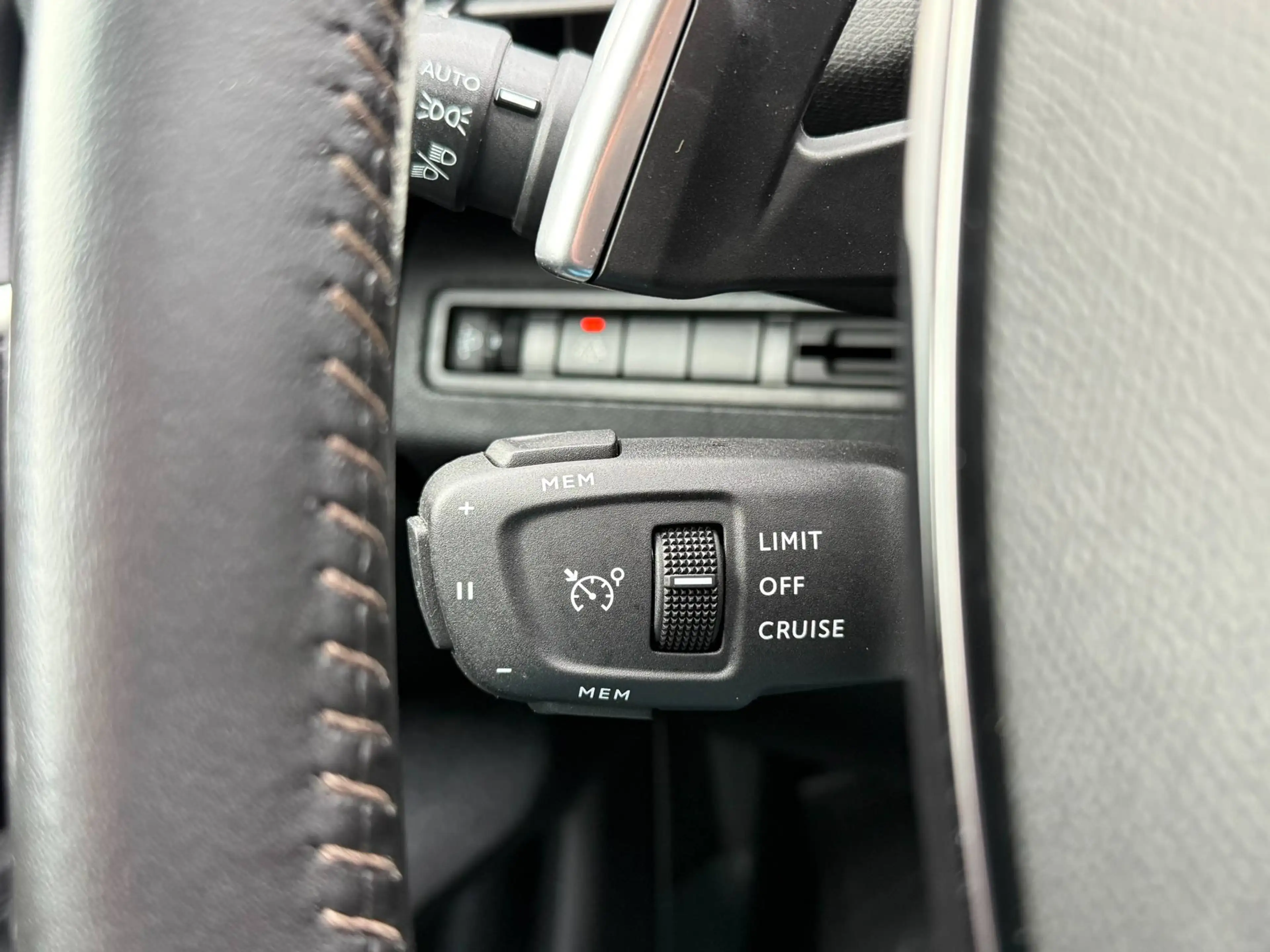 Peugeot 3008 AUTOMAAT / CARPLAY / CAMERA / AIRCO / CRUISECONTRO — photo 22