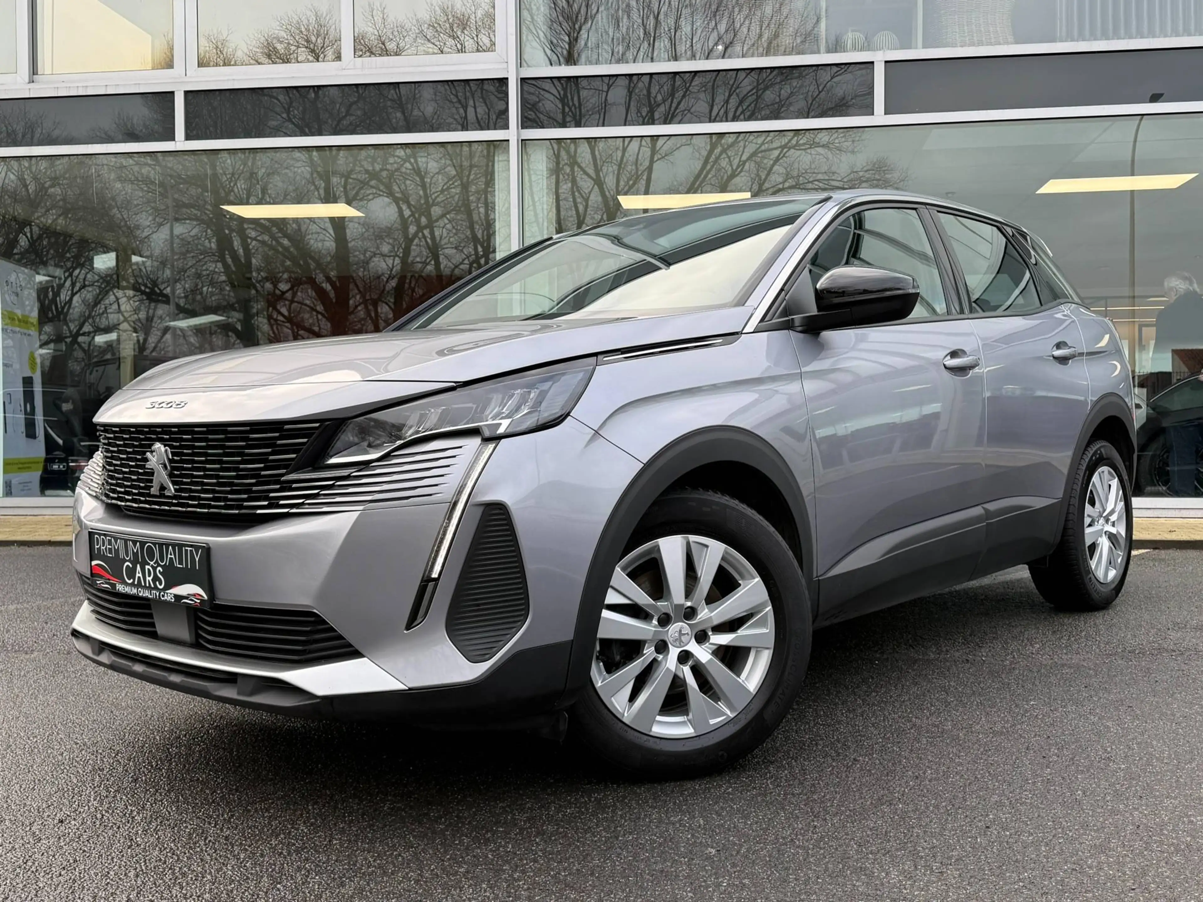 Peugeot 3008 AUTOMAAT / CARPLAY / CAMERA / AIRCO / CRUISECONTRO