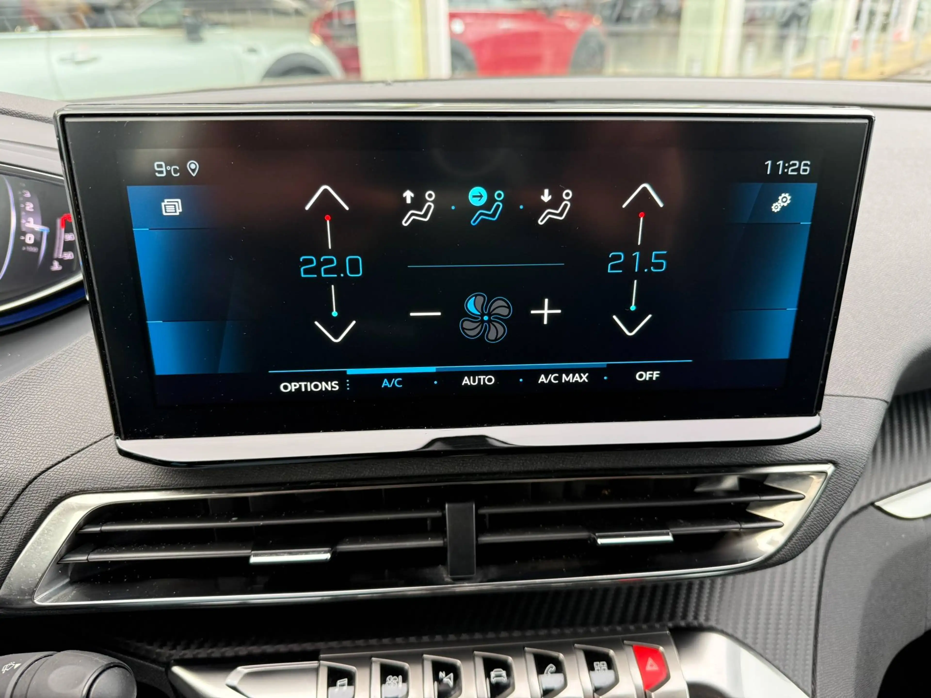 Peugeot 3008 AUTOMAAT / CARPLAY / CAMERA / AIRCO / CRUISECONTRO — photo 26
