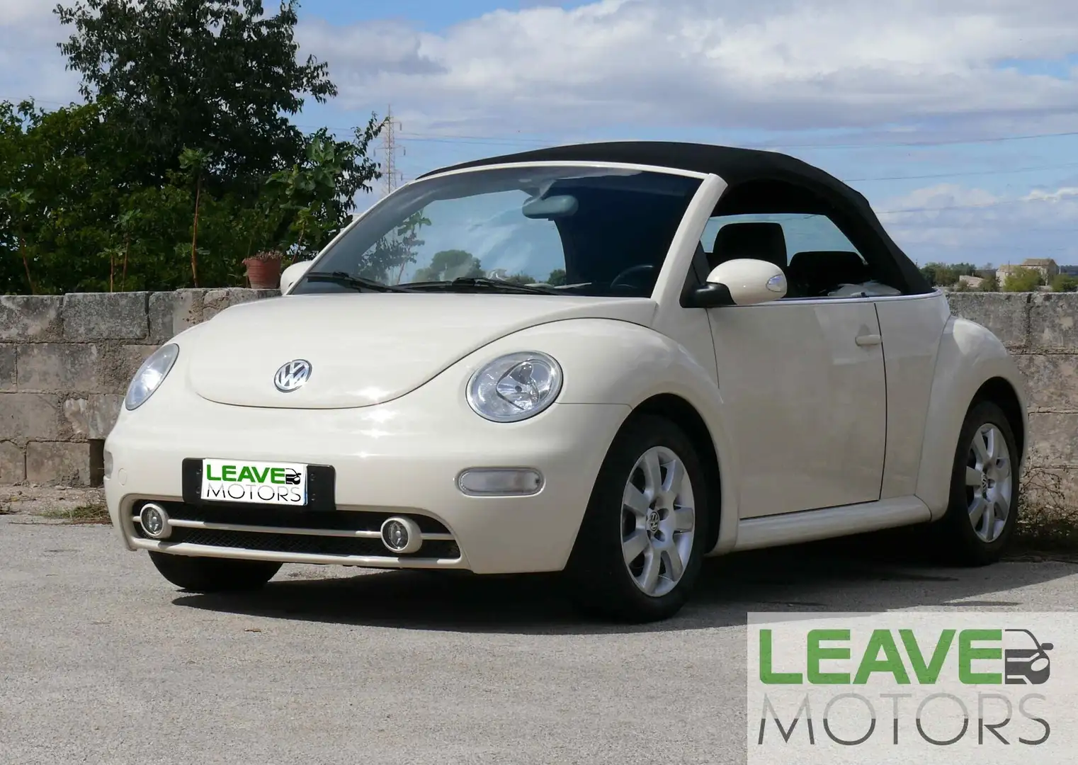 Volkswagen New Beetle 1.6 Cabrio (M1397) Beige - 1