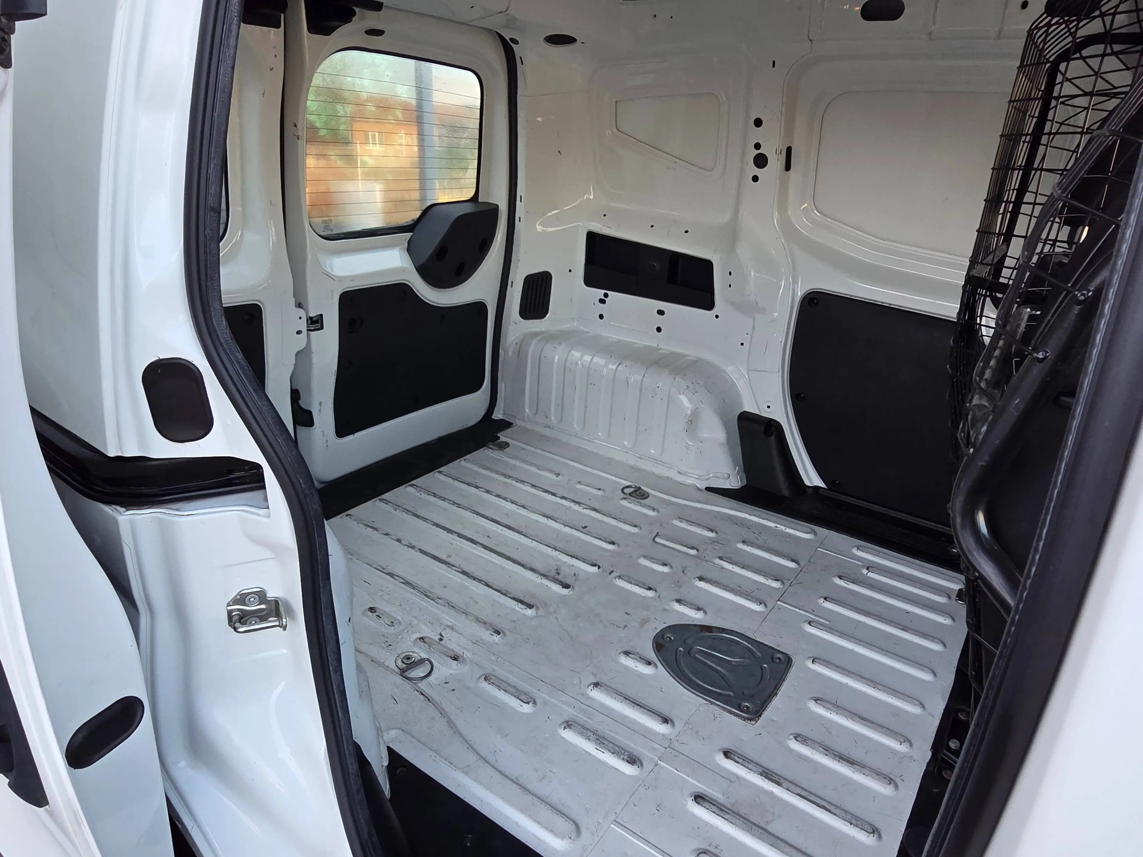 Fiat Fiorino 1.4i // TVA RECUPERABLE // GPS // CARNET COMPLET FIAT — photo 13