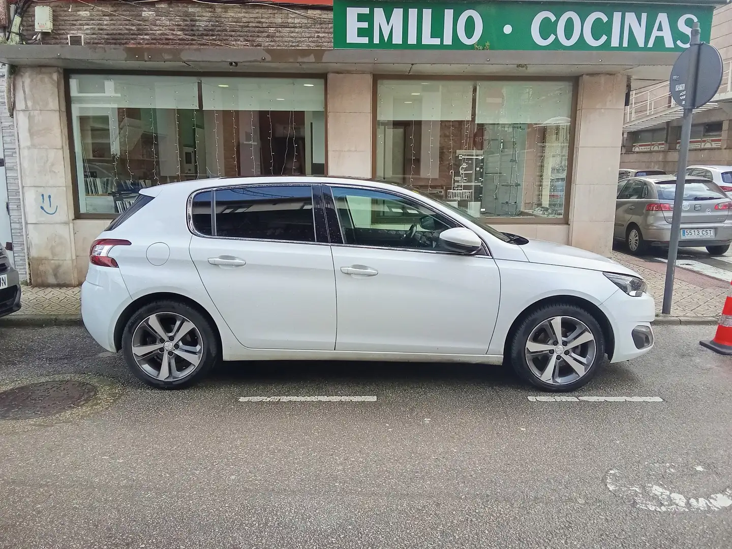 Peugeot 308 1.6 BlueHDi Allure 120 - 1