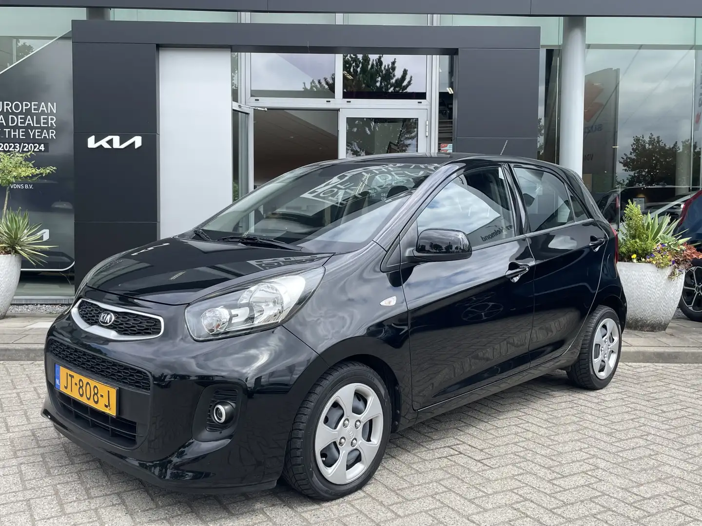 Kia Picanto 1.0 CVVT EconomyPlusLine | Trekhaak | Airco | Info Zwart - 1