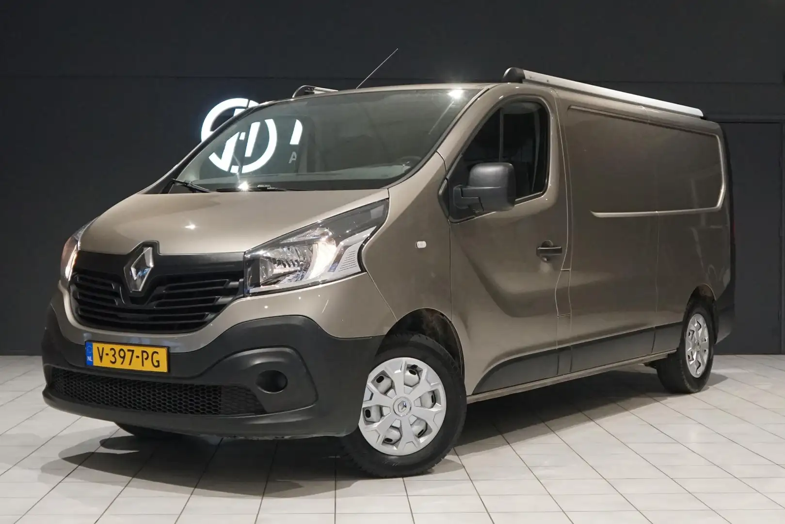 Renault Trafic 1.6 dCi T29 L2H1 Comfort + TREKHAAK Grijs - 1
