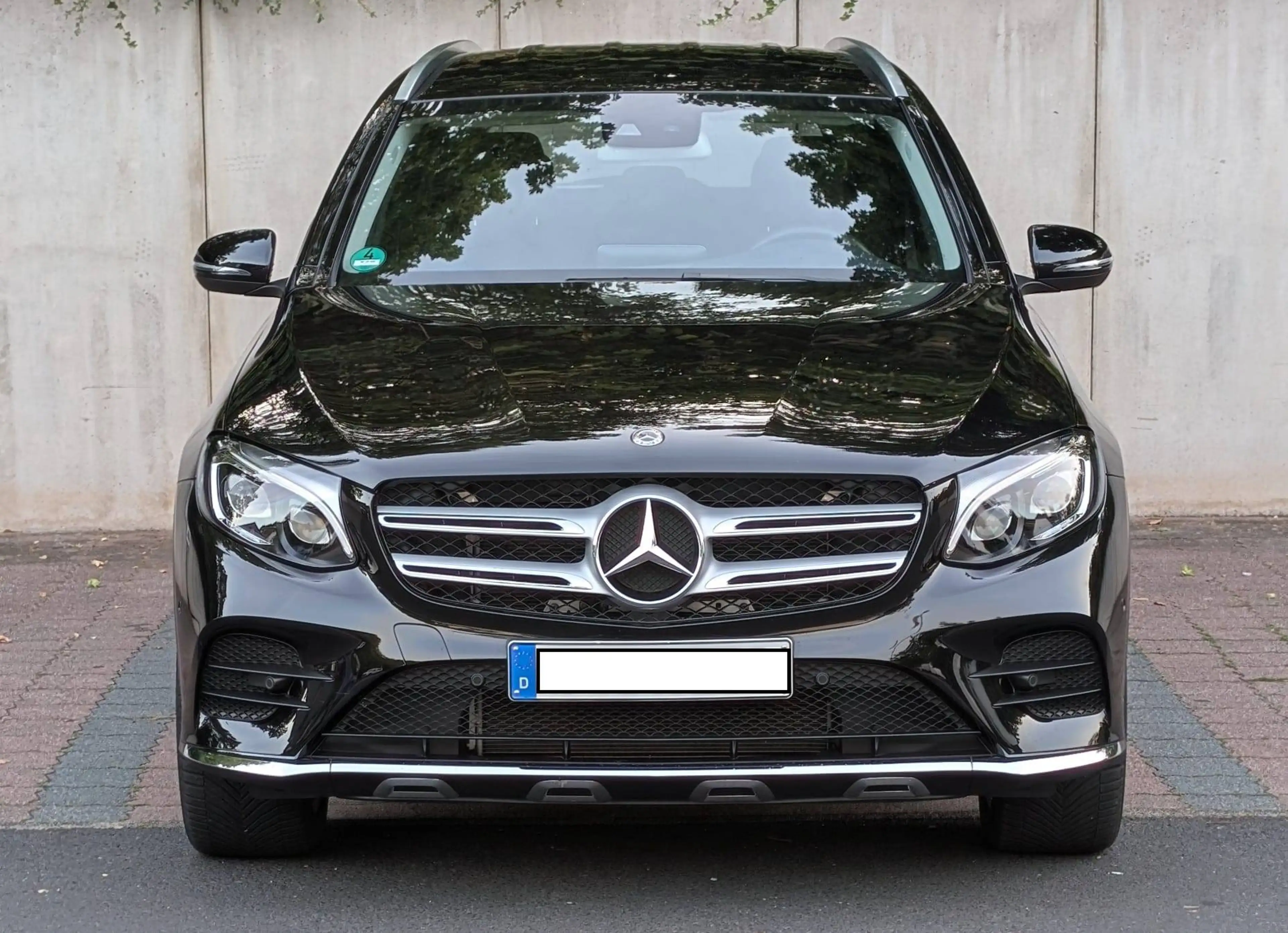 Mercedes-Benz GLC 250 4Matic AMG Rentner VOLL Scheckheft 2.Hd — photo 3