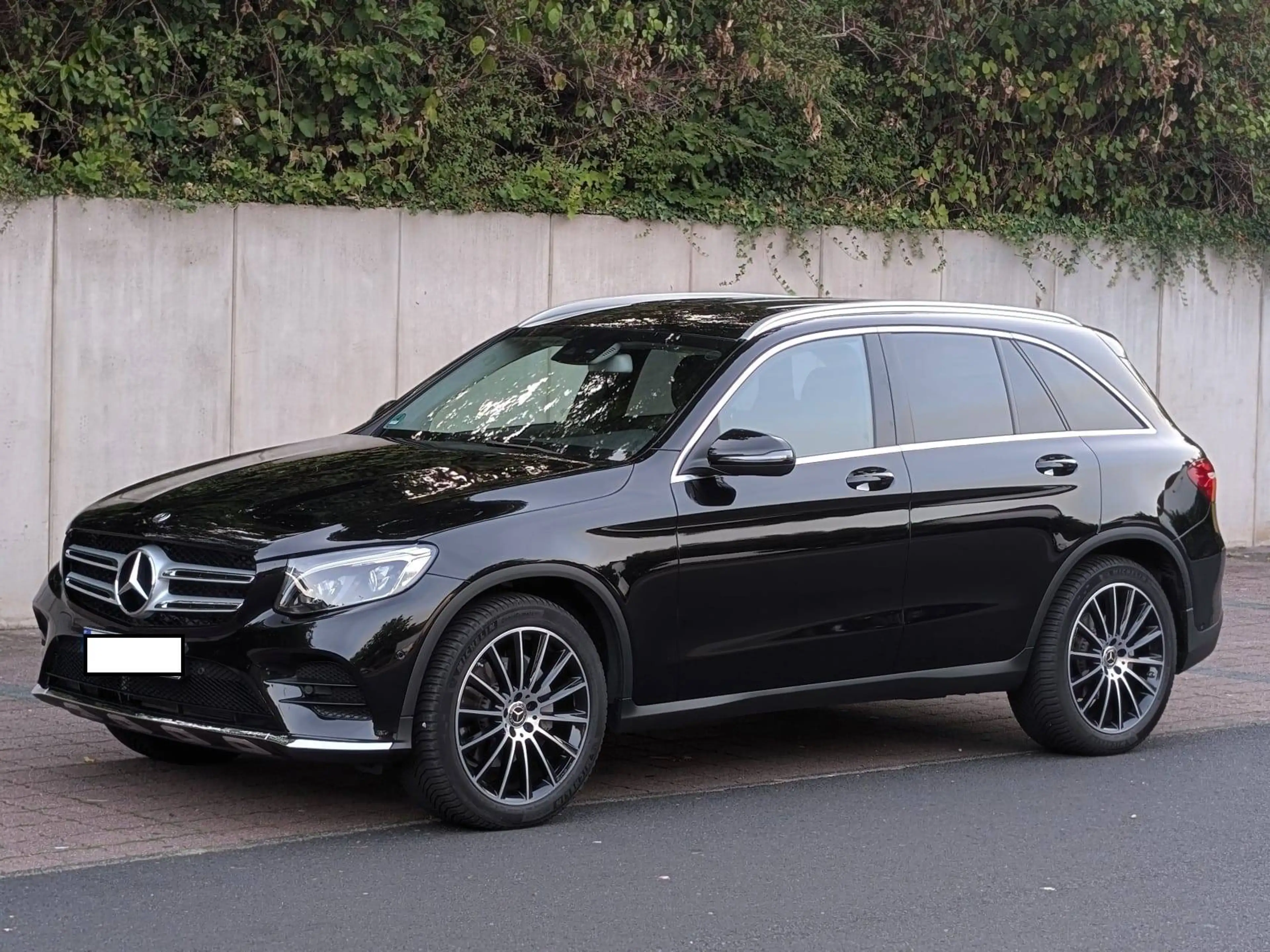 Mercedes-Benz GLC 250 4Matic AMG Rentner VOLL Scheckheft 2.Hd