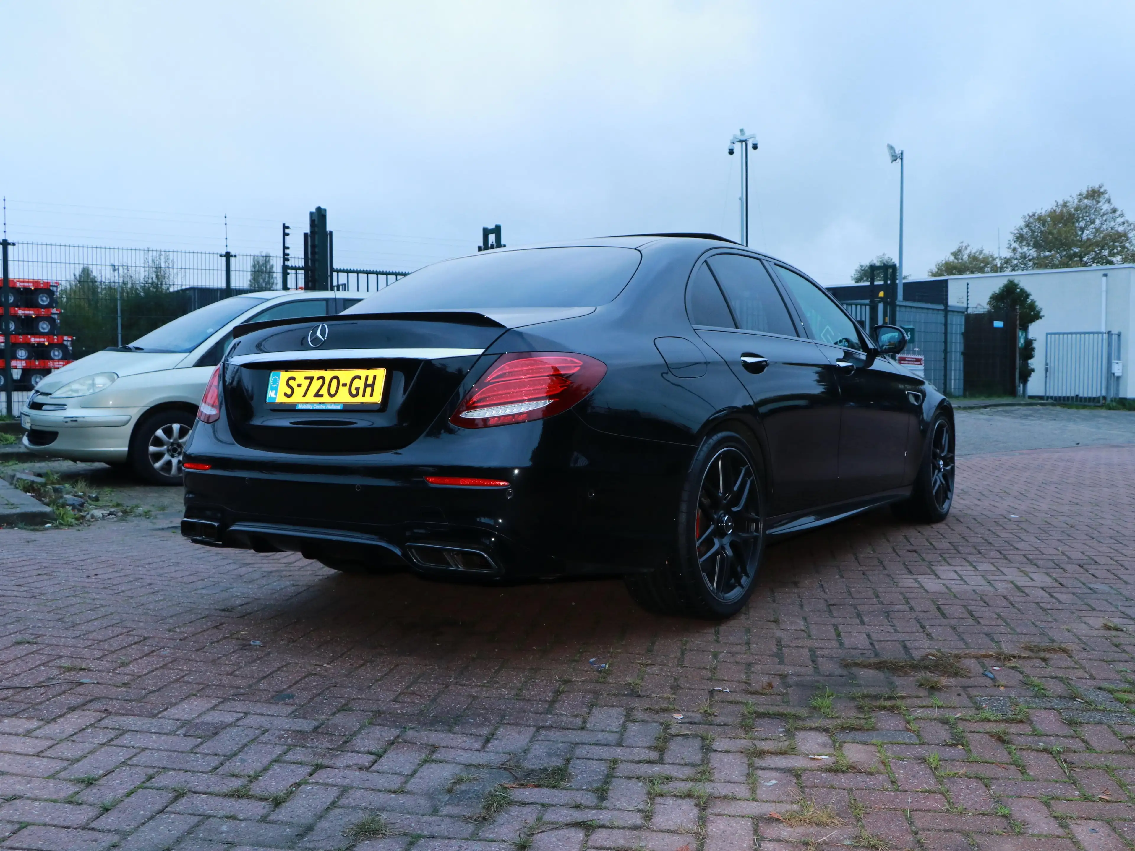 Mercedes-Benz E 63 AMG AMG 63 S 4 MATIC — photo 4
