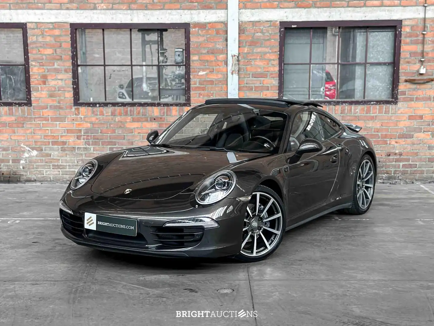 Porsche 991 Carrera 4 3.4 991 Grey - 2