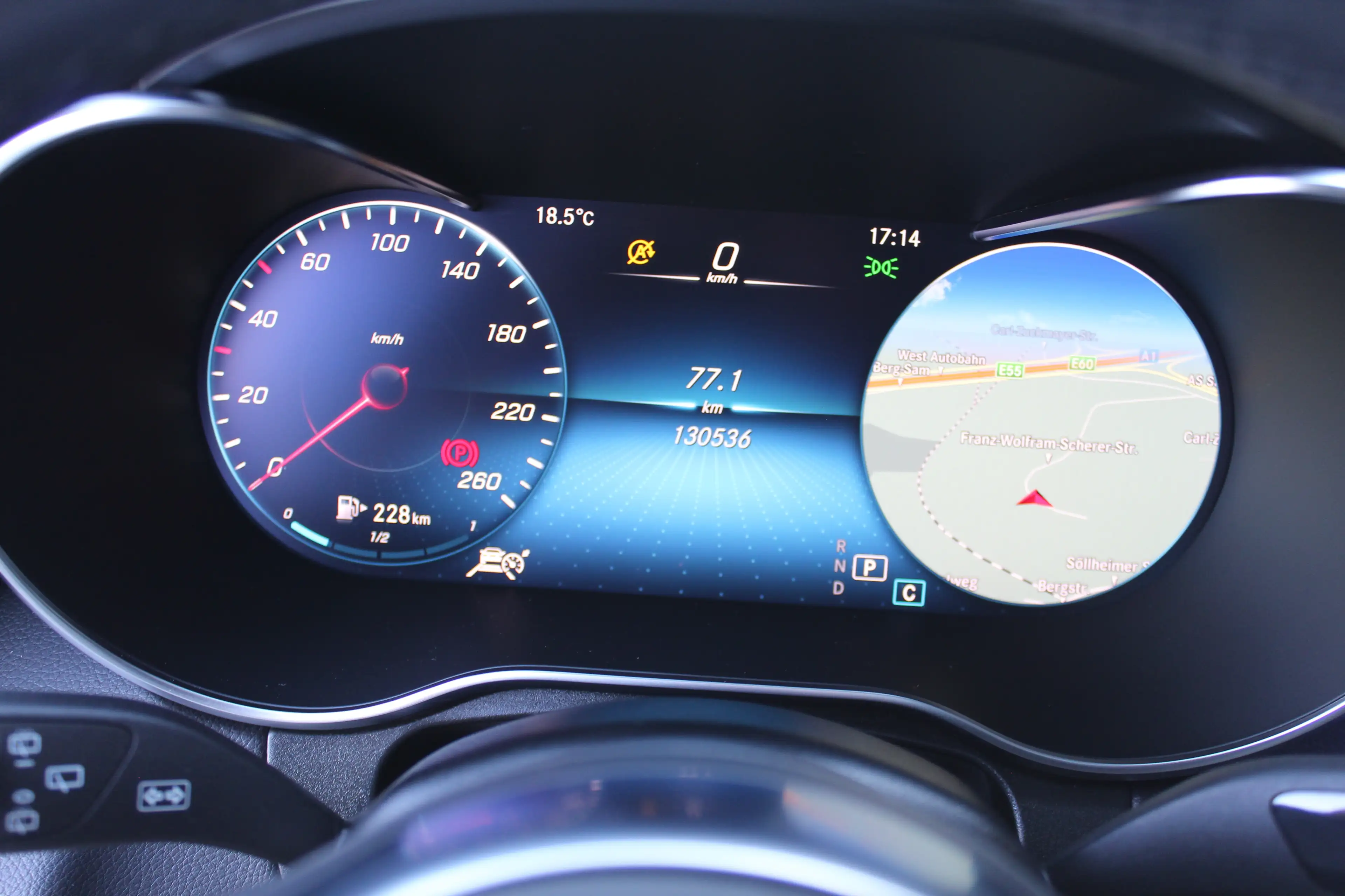 Mercedes-Benz GLC 220 d 4Matic Sport AMG Aut. ACC*LED*PANO*360*LEDER*NAVI*NIGHT-PAKET*1 BESITZ* — photo 12