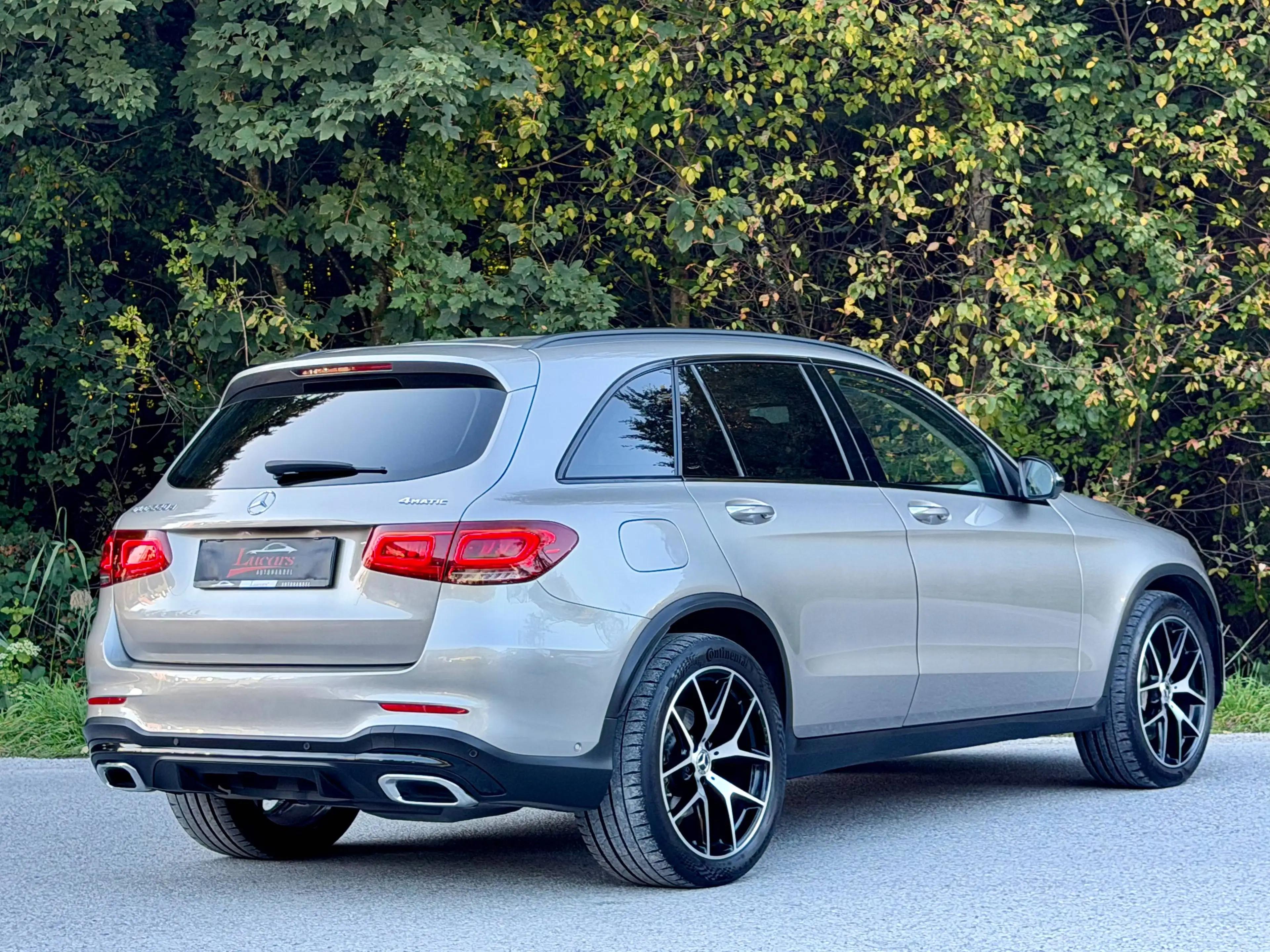Mercedes-Benz GLC 220 d 4Matic Sport AMG Aut. ACC*LED*PANO*360*LEDER*NAVI*NIGHT-PAKET*1 BESITZ* — photo 2