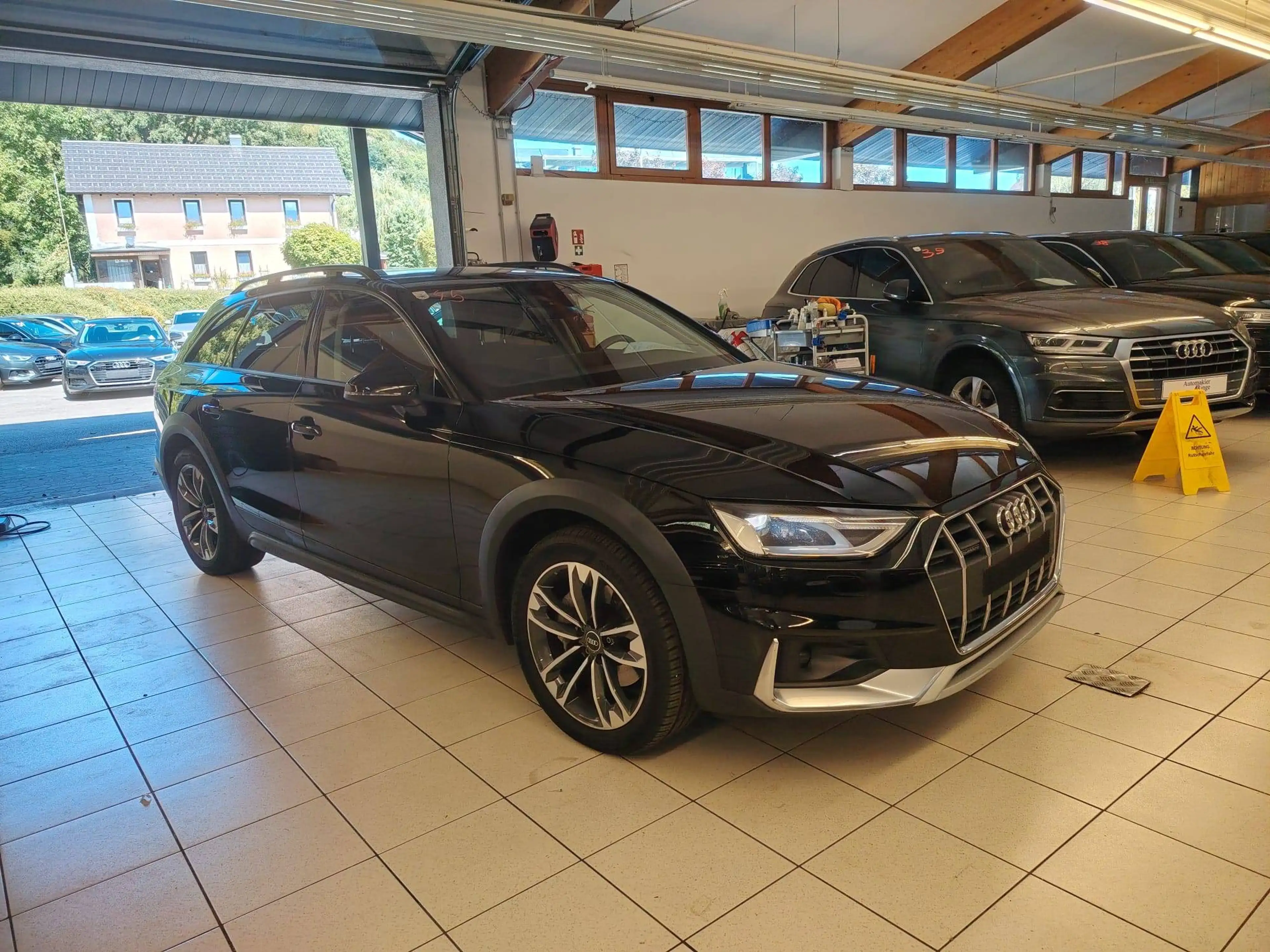 Audi A4 allroad 40 TDU Quattro MMI Navi plus,Multilederlenkrad — photo 9