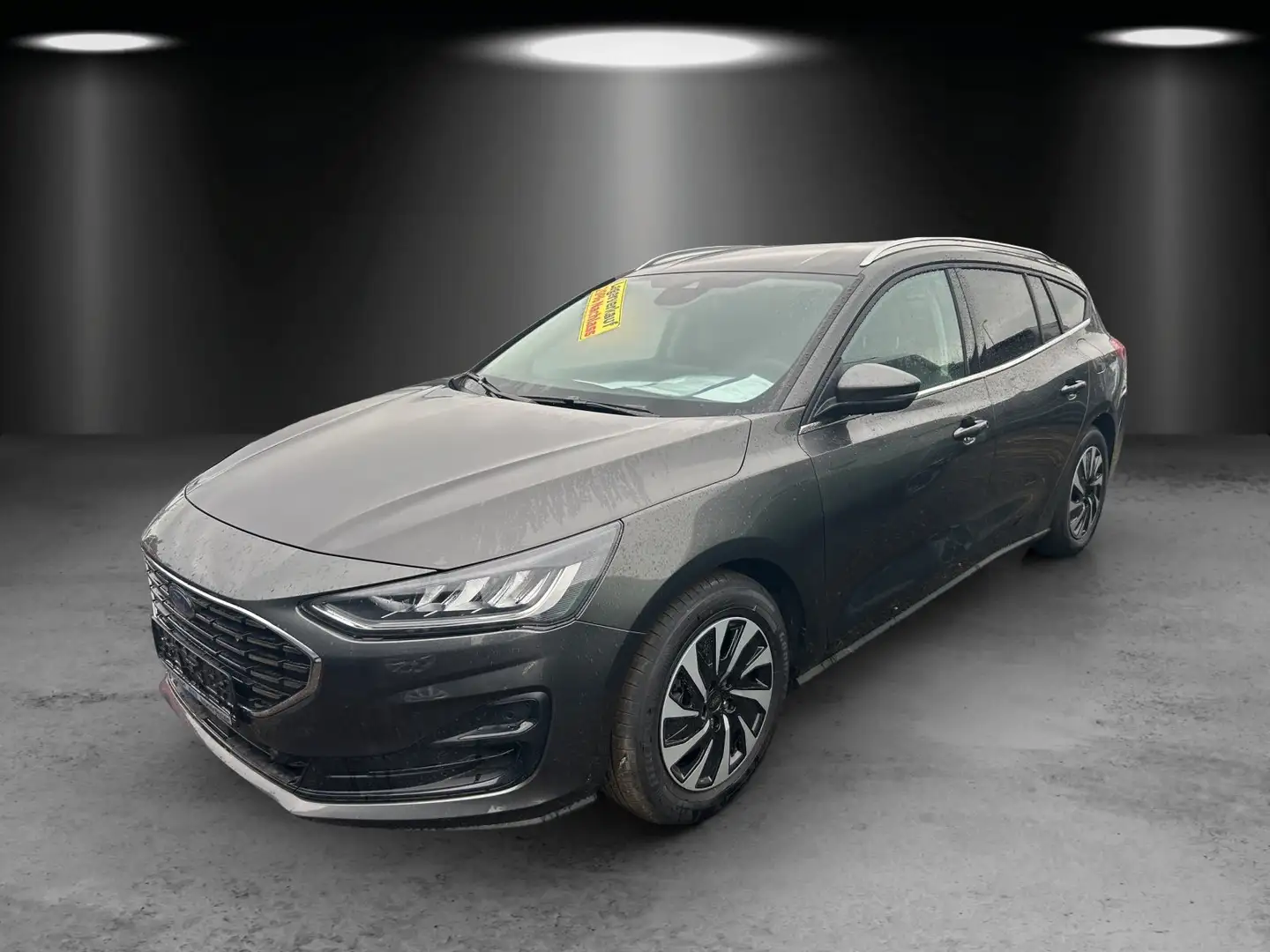 Ford Focus Turnier 1,0 Ecoboost Titanium Edition Grau - 2