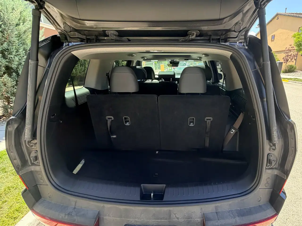 Hyundai SANTA FE photo Hyundai SANTA FE