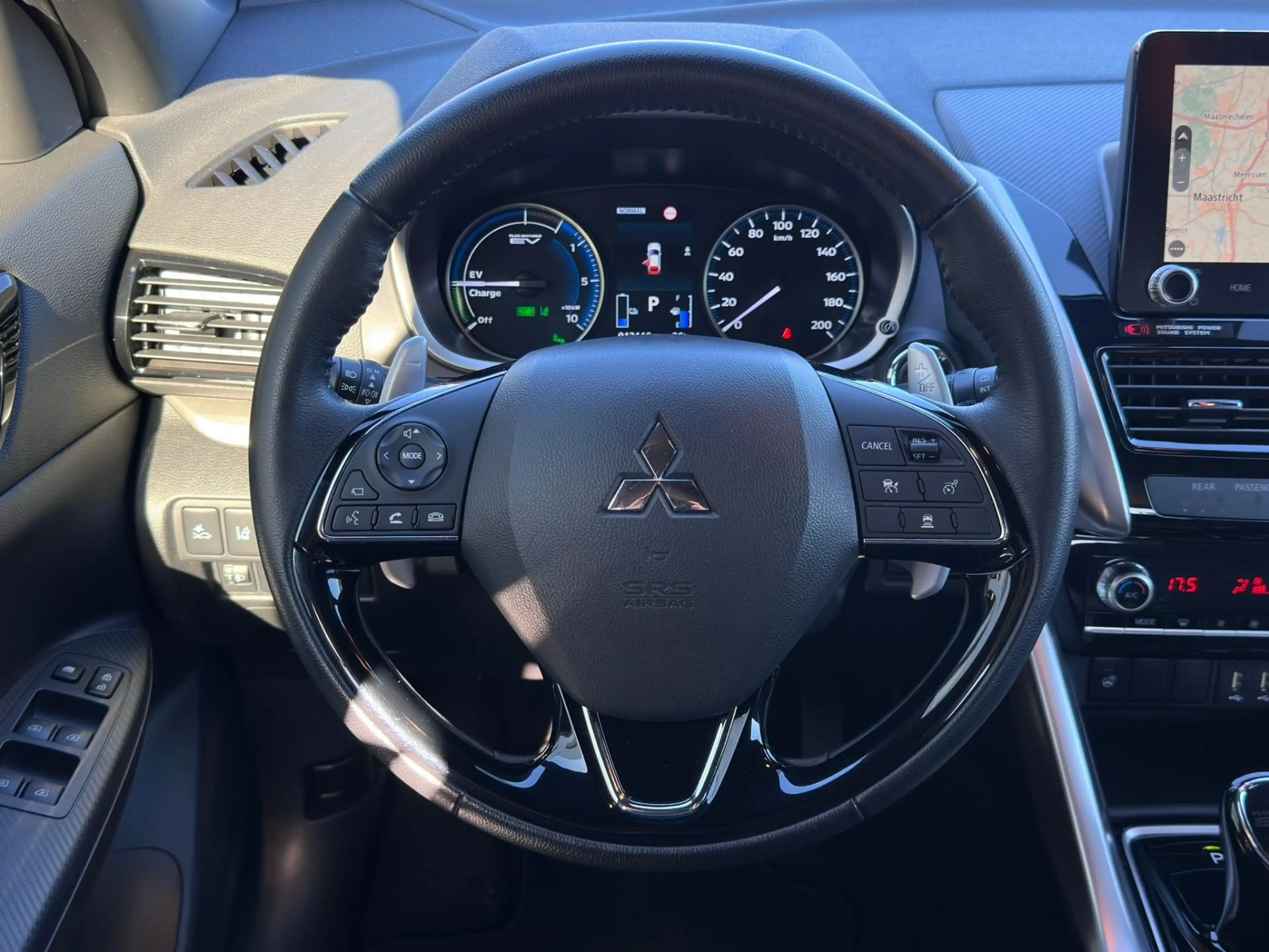 Mitsubishi Eclipse Cross 2.4 PHEV Executive | Rijklaar | Volledig Onderhoud — photo 12