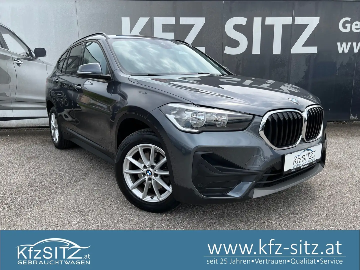 BMW X1 sDrive18d Aut. | HUD/NAVI PROF. Grau - 1