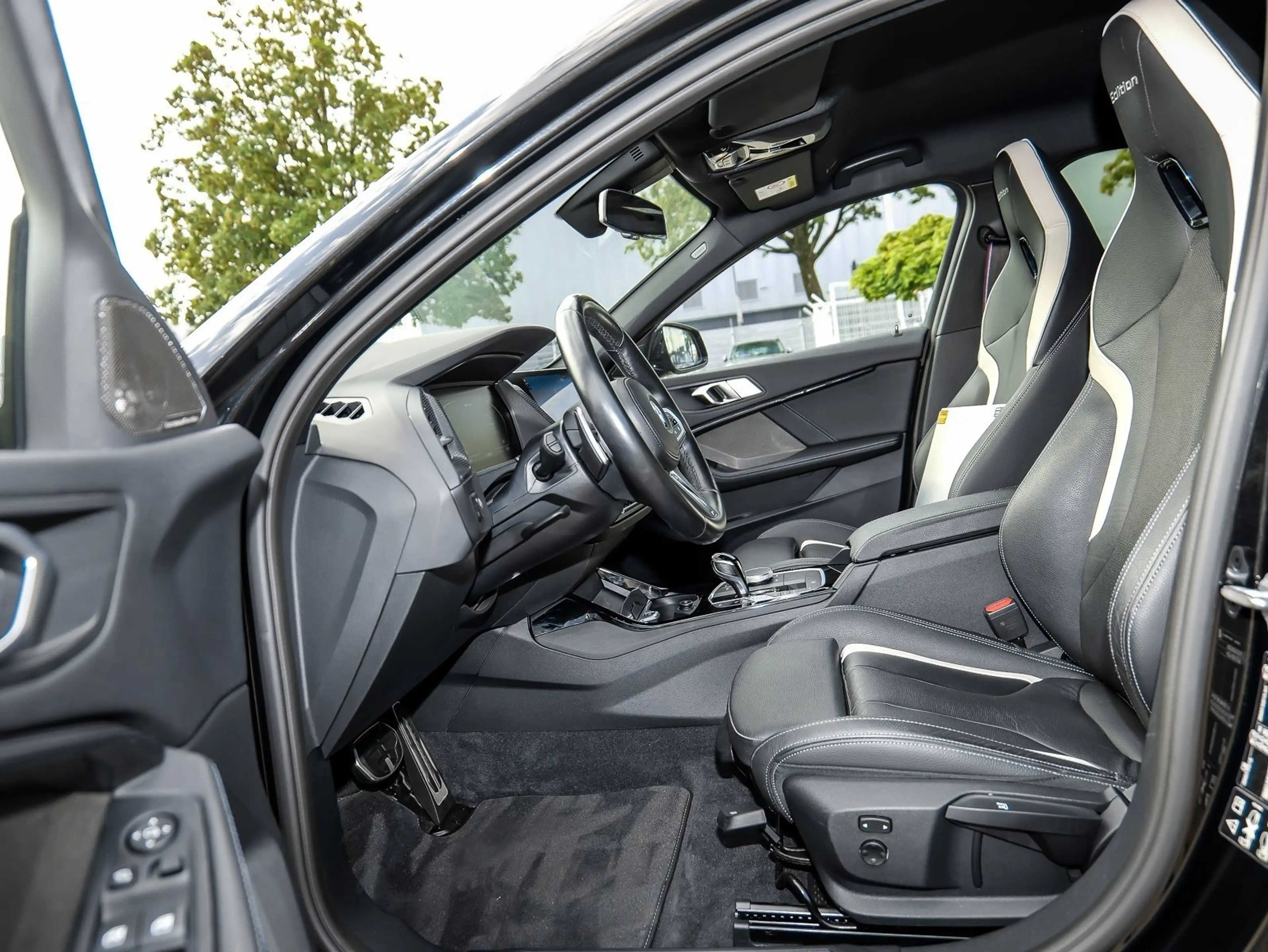 BMW 135 M135i xDrive M Sport Pro Navi+LED+Alarm+RFK+ACC+H/ — photo 5