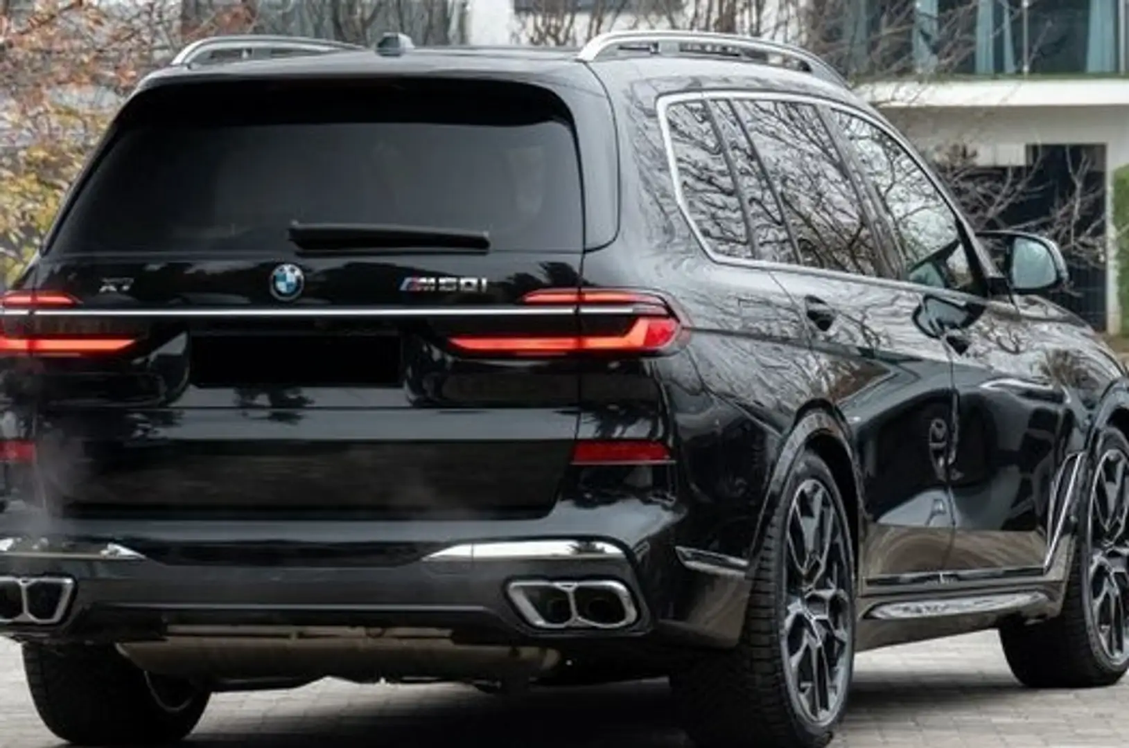 BMW X7 M60iA M Sport Pro Negro - 1