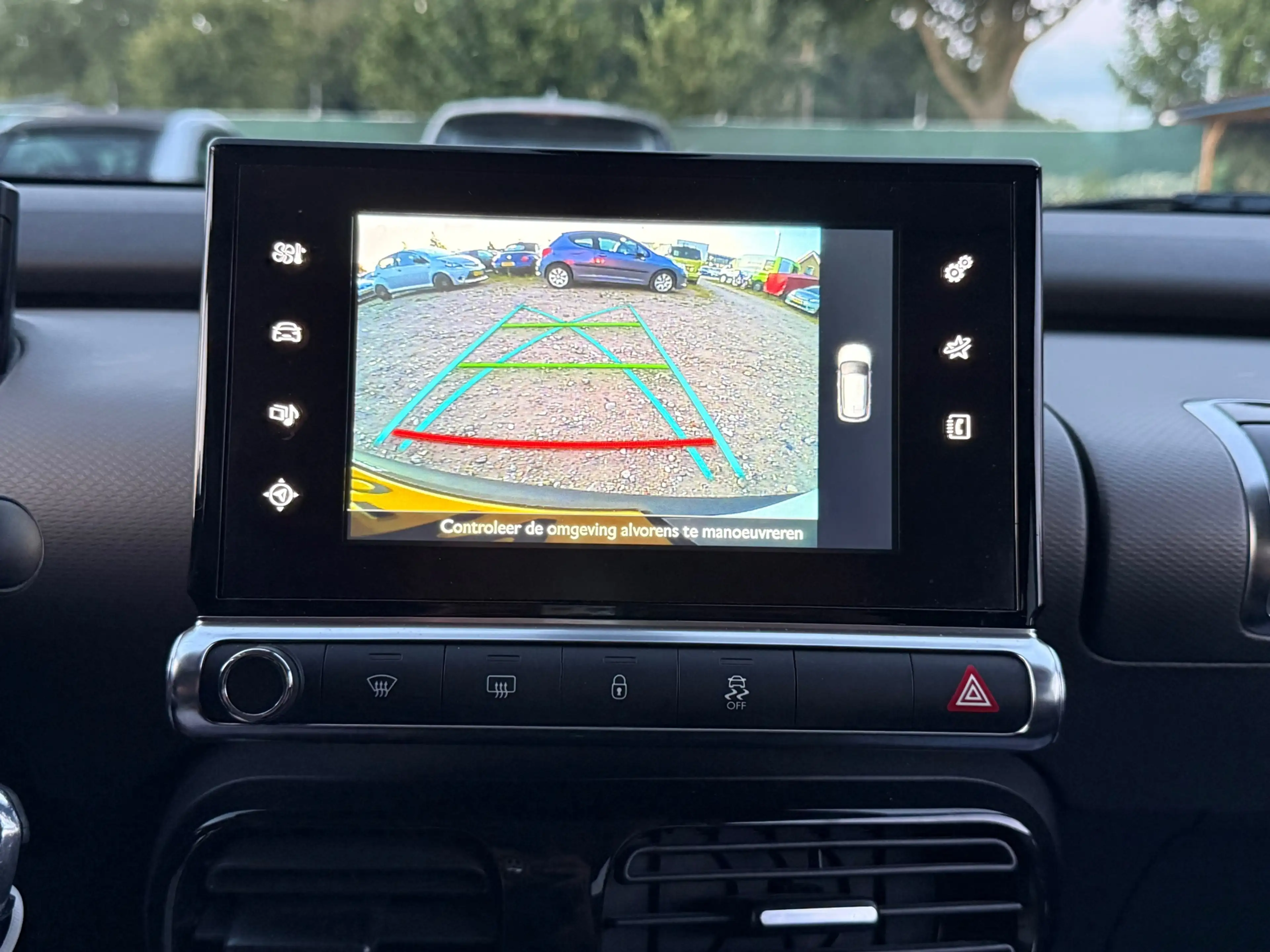 Citroen C4 Cactus 1.2 e-VTi Shine/ AUTOMAAT/ PARELMOERWIT — photo 38