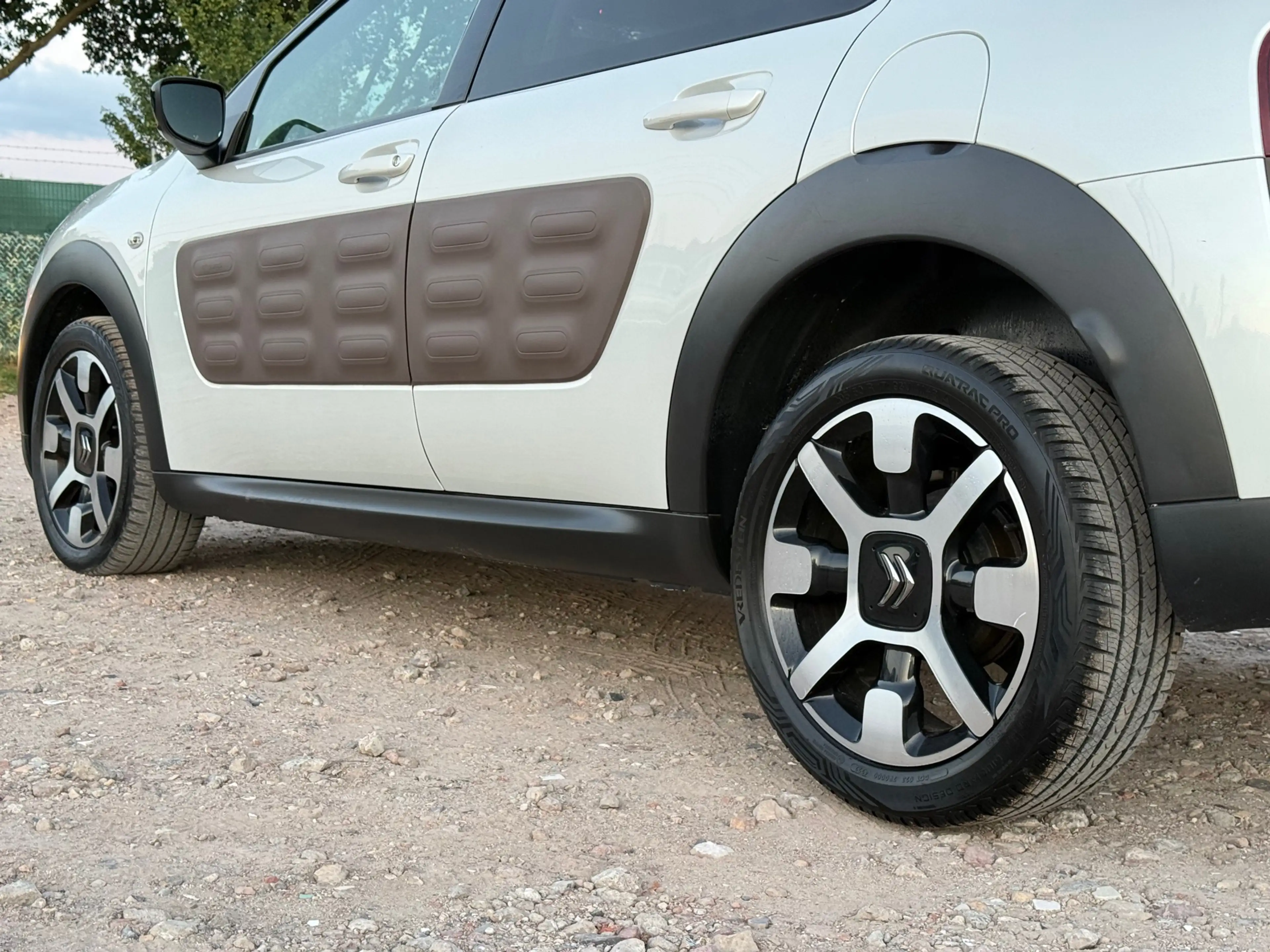 Citroen C4 Cactus 1.2 e-VTi Shine/ AUTOMAAT/ PARELMOERWIT — photo 15