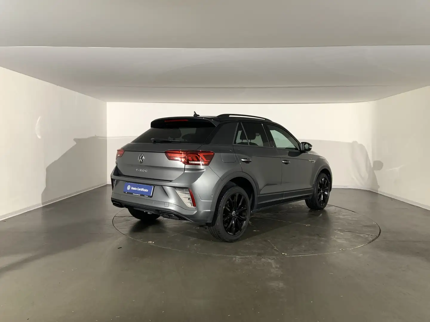 Volkswagen T-Roc 2.0 tdi r-line 115cv Grigio - 2