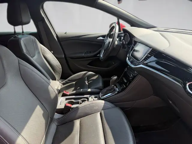 Opel Astra view 14