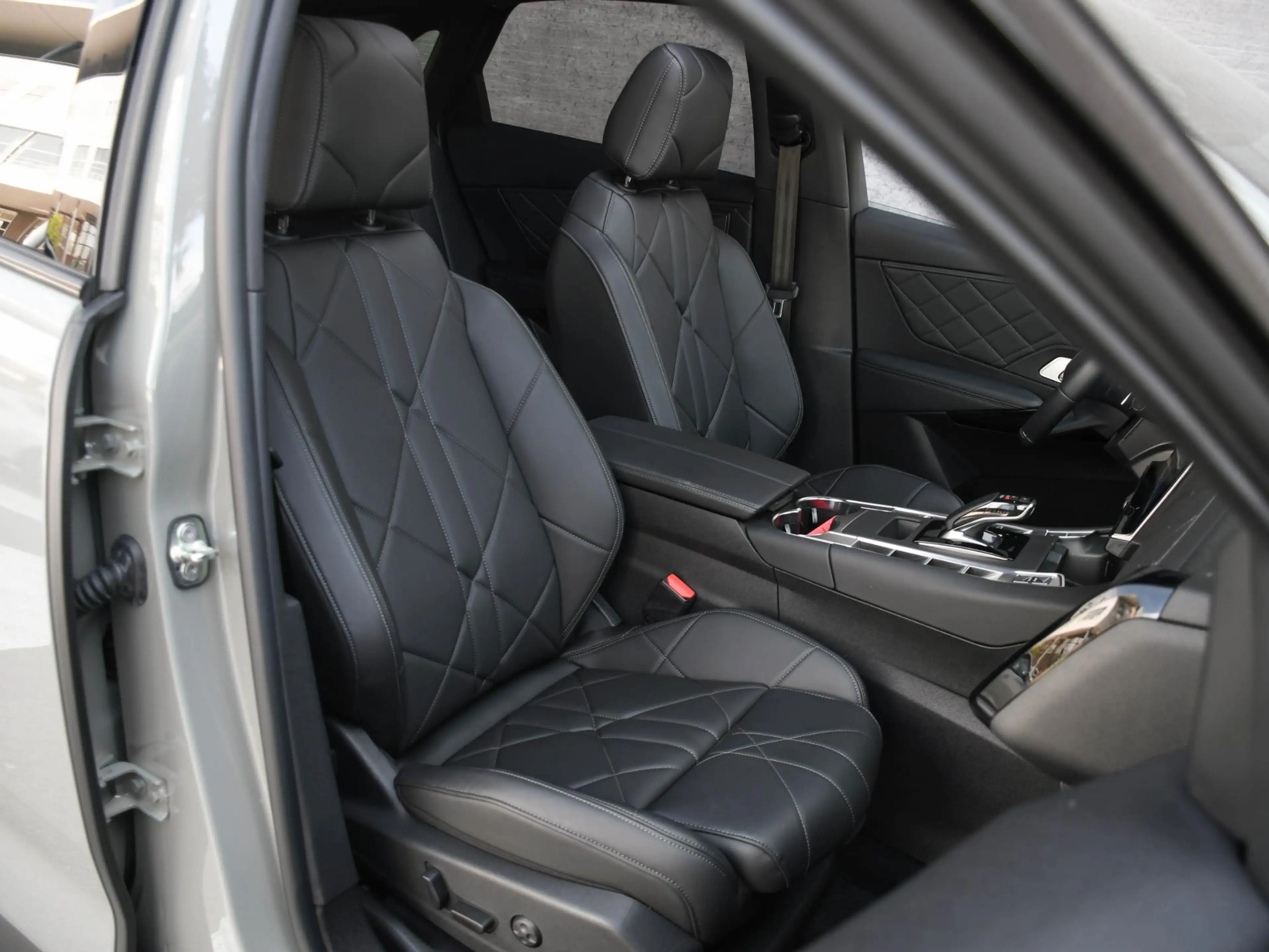 DS Automobiles DS 7 Pallas 1.6 PHEV 4x4 300pk Automaat PANO-DAK | ADAP — photo 10