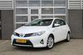 Toyota Auris 1.8 Hybrid Aspiration / Navigatie / Camera / N.A.P Wit - thumbnail 1