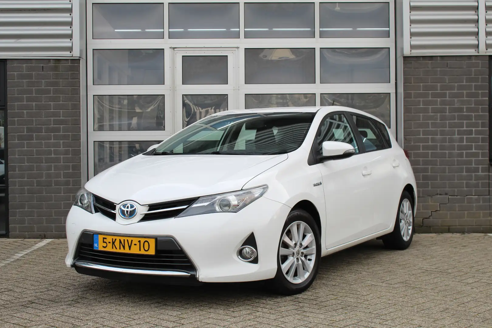 Toyota Auris 1.8 Hybrid Aspiration / Navigatie / Camera / N.A.P Blanc - 1