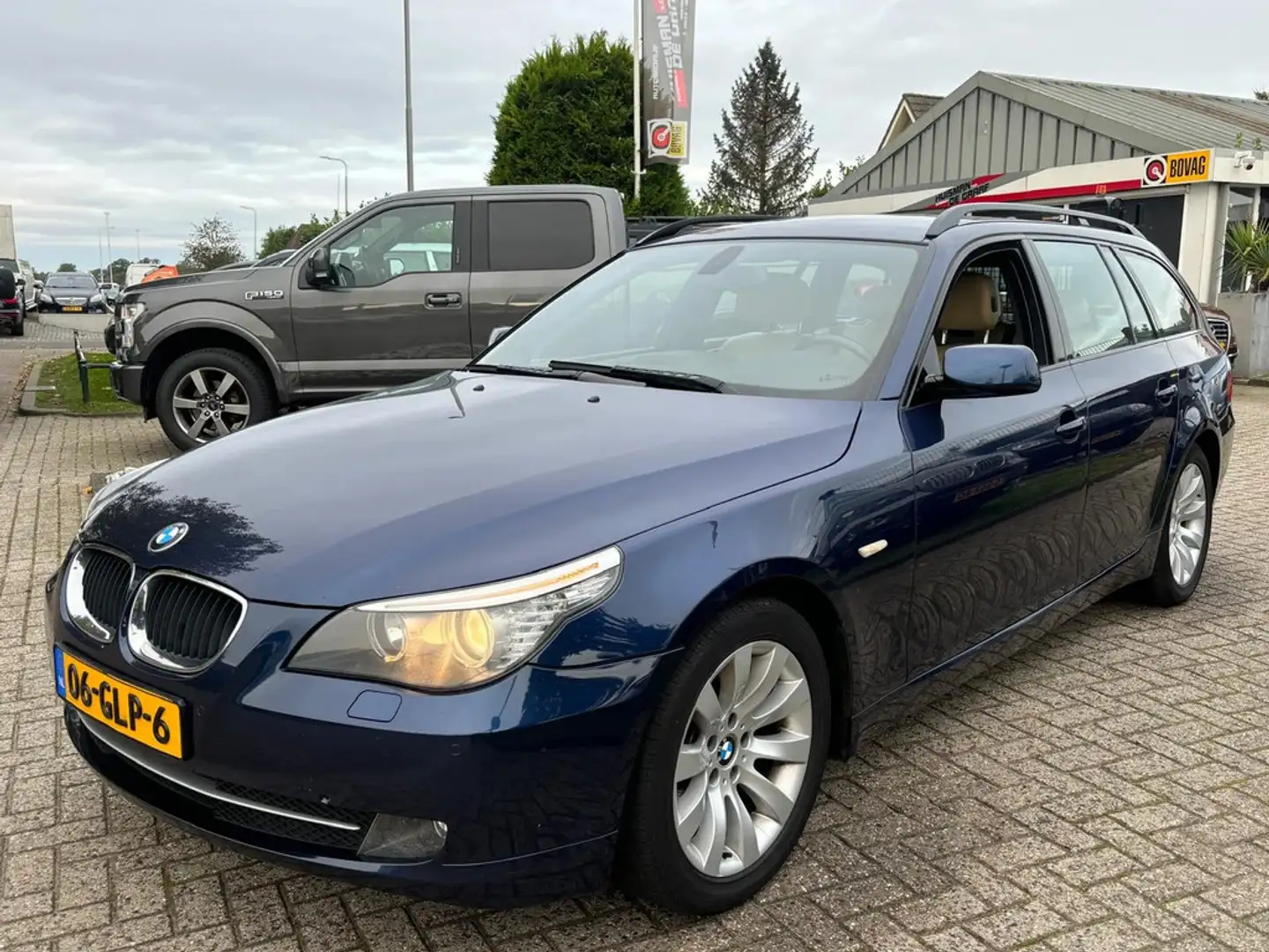BMW 520 5 Serie Touring 520I Touring Trekhaak 2008 Youngti Blauw - 1