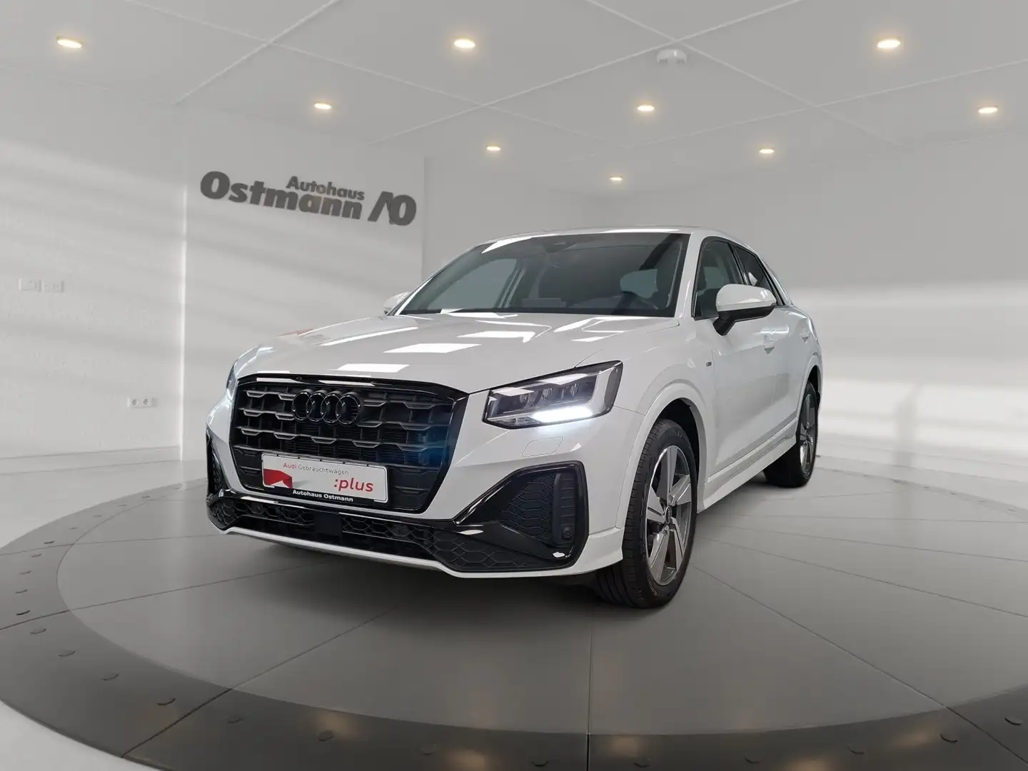 Audi Q2 35 1.5 TFSI S-Line 2xKlima AHK AUT Facelift Weiß - 2