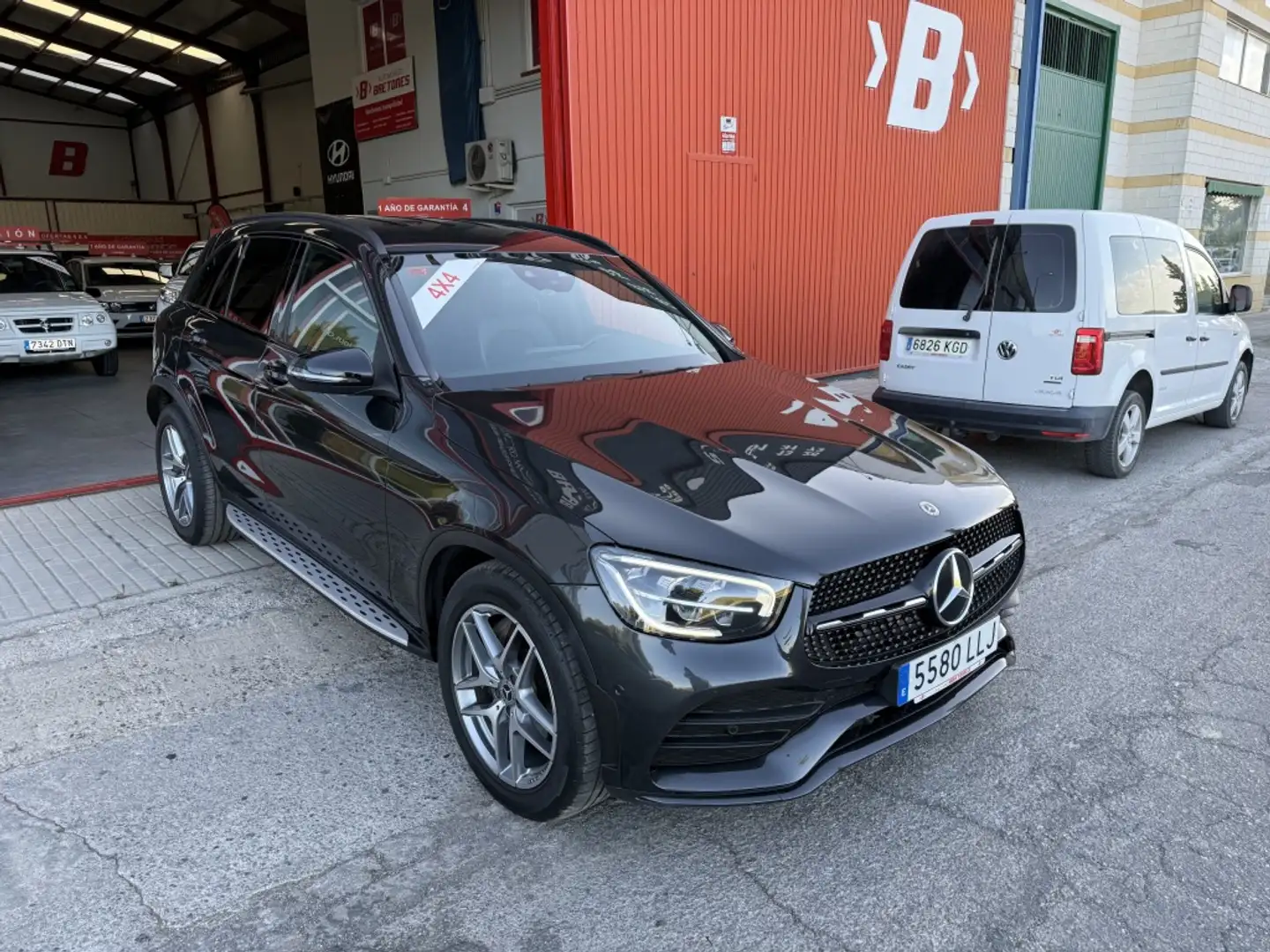 Mercedes-Benz GLC 220 220d 4Matic 9G-Tronic Gris - 2