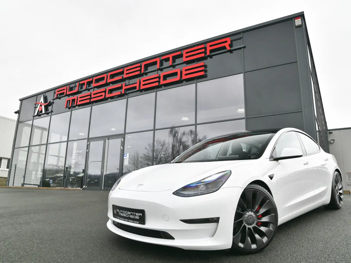 Tesla Model 3 Performance AWD Dual Motor* 20 Turbine* bijela - 1