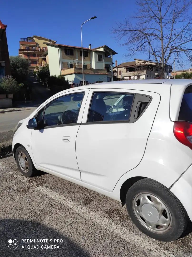 Chevrolet Spark 1.0 + - 1
