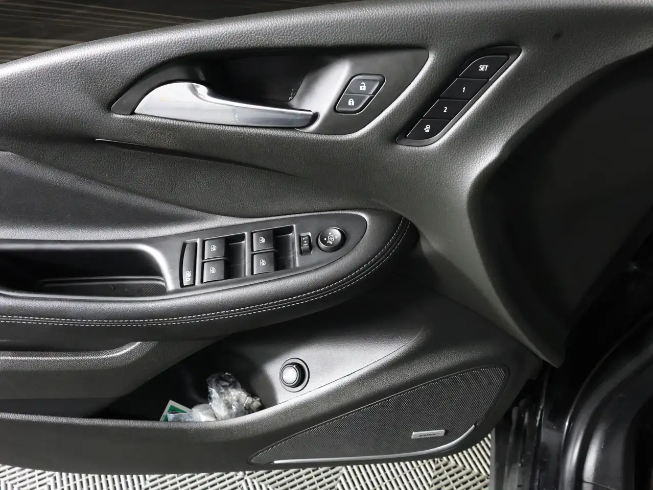 Buick Envision снимка Buick Envision