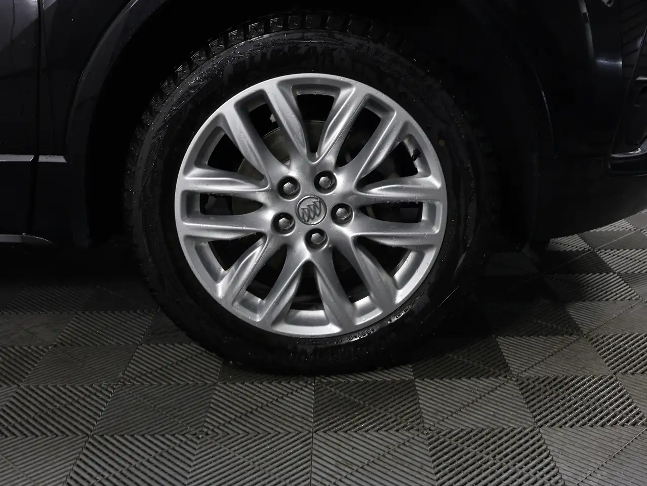 Buick Envision снимка Buick Envision