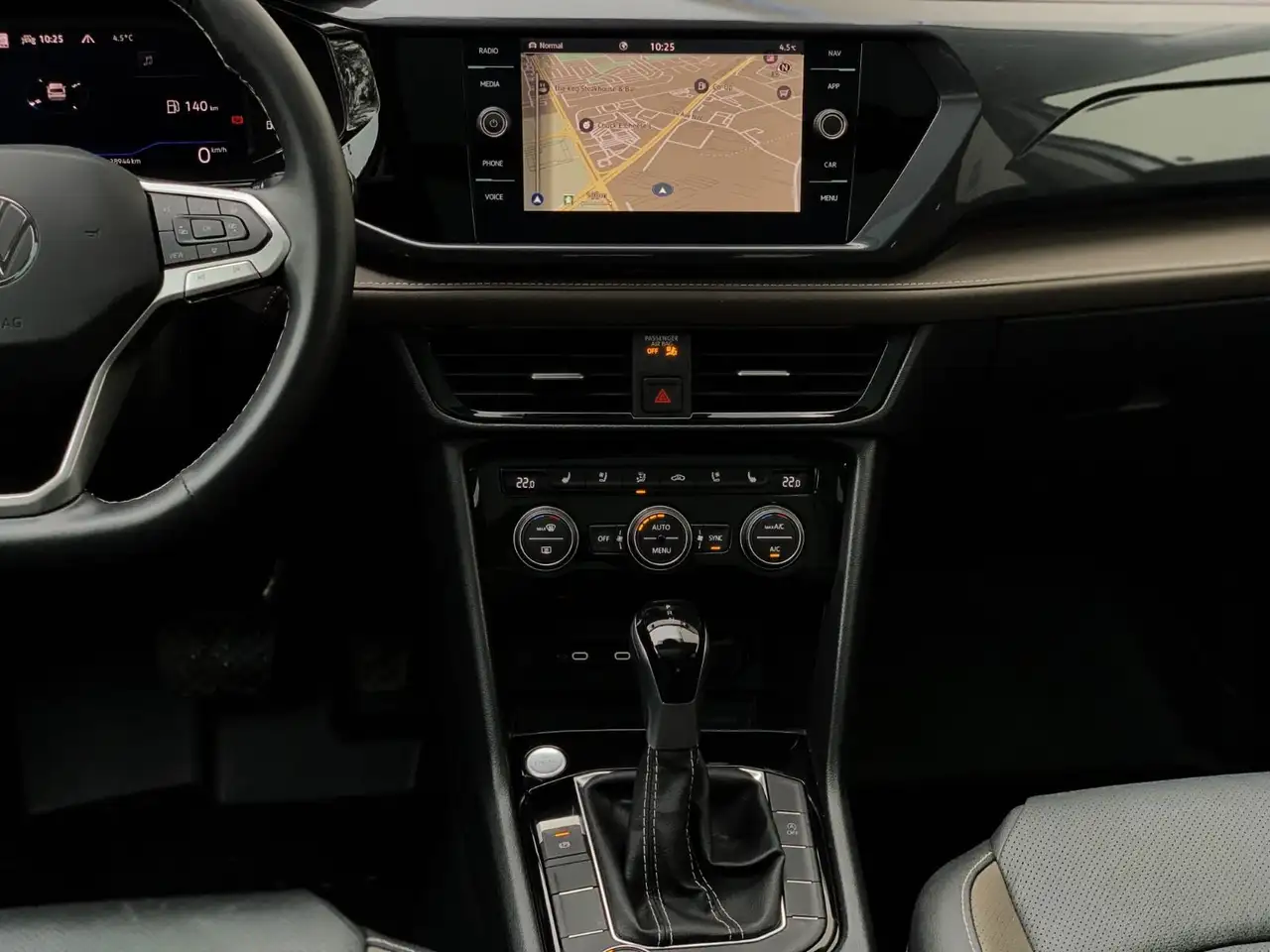 Volkswagen Taos снимка Volkswagen Taos