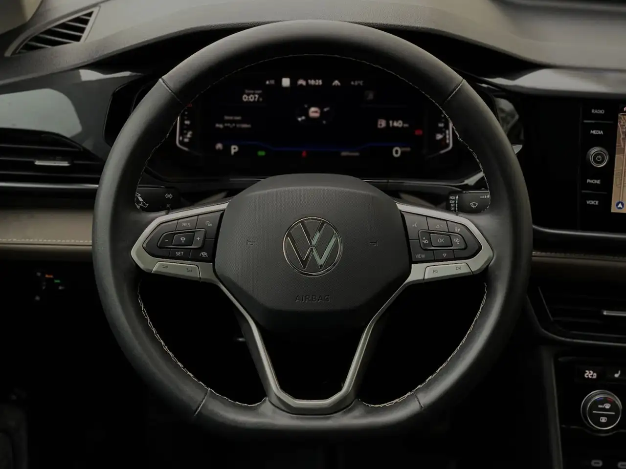Volkswagen Taos снимка Volkswagen Taos