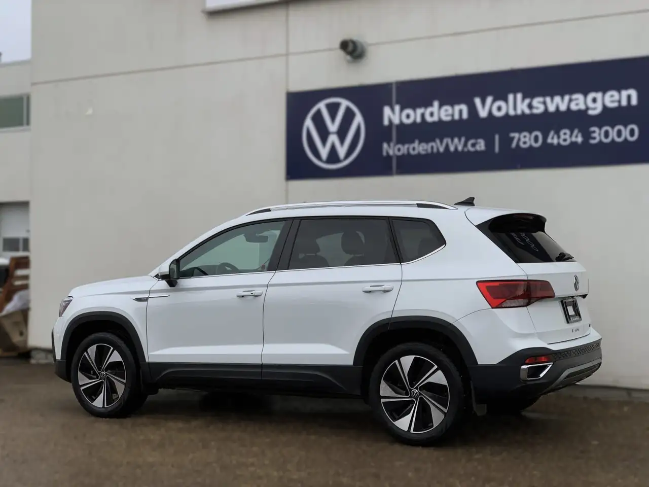 Volkswagen Taos снимка Volkswagen Taos