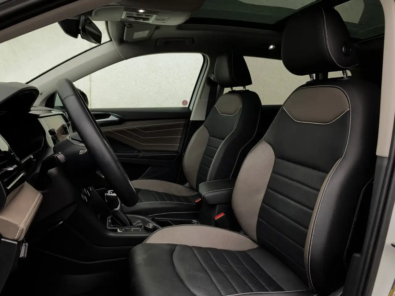 Volkswagen Taos снимка Volkswagen Taos