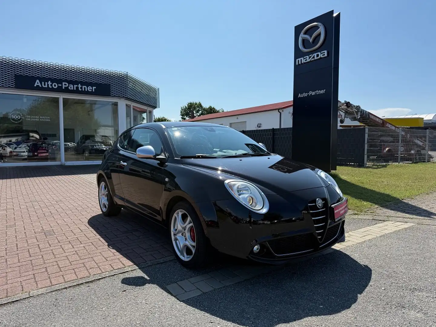 Alfa Romeo MiTo Turismo Чорний - 1