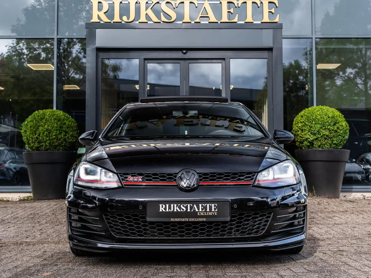 Volkswagen Golf GTI 2.0 TSI Performance|PANO|CARPLAY|19'' Noir - 2