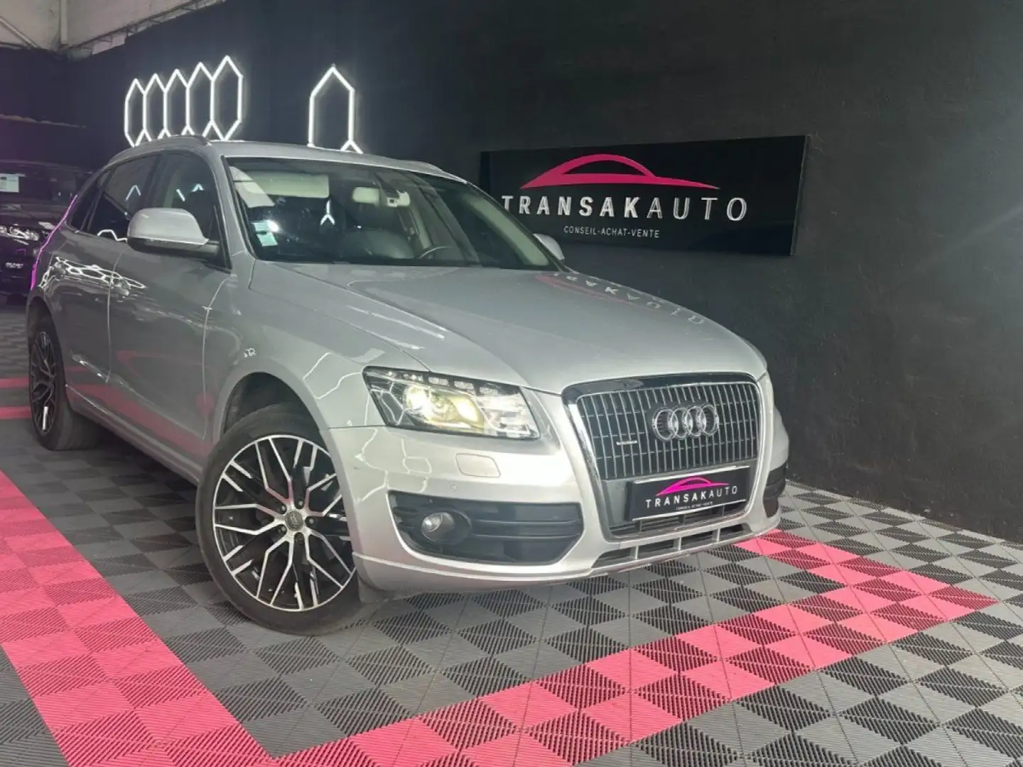 Audi Q5 Ambition Luxe 2.0 TDI 170 ch Quattro - Sièges élec Gris - 1