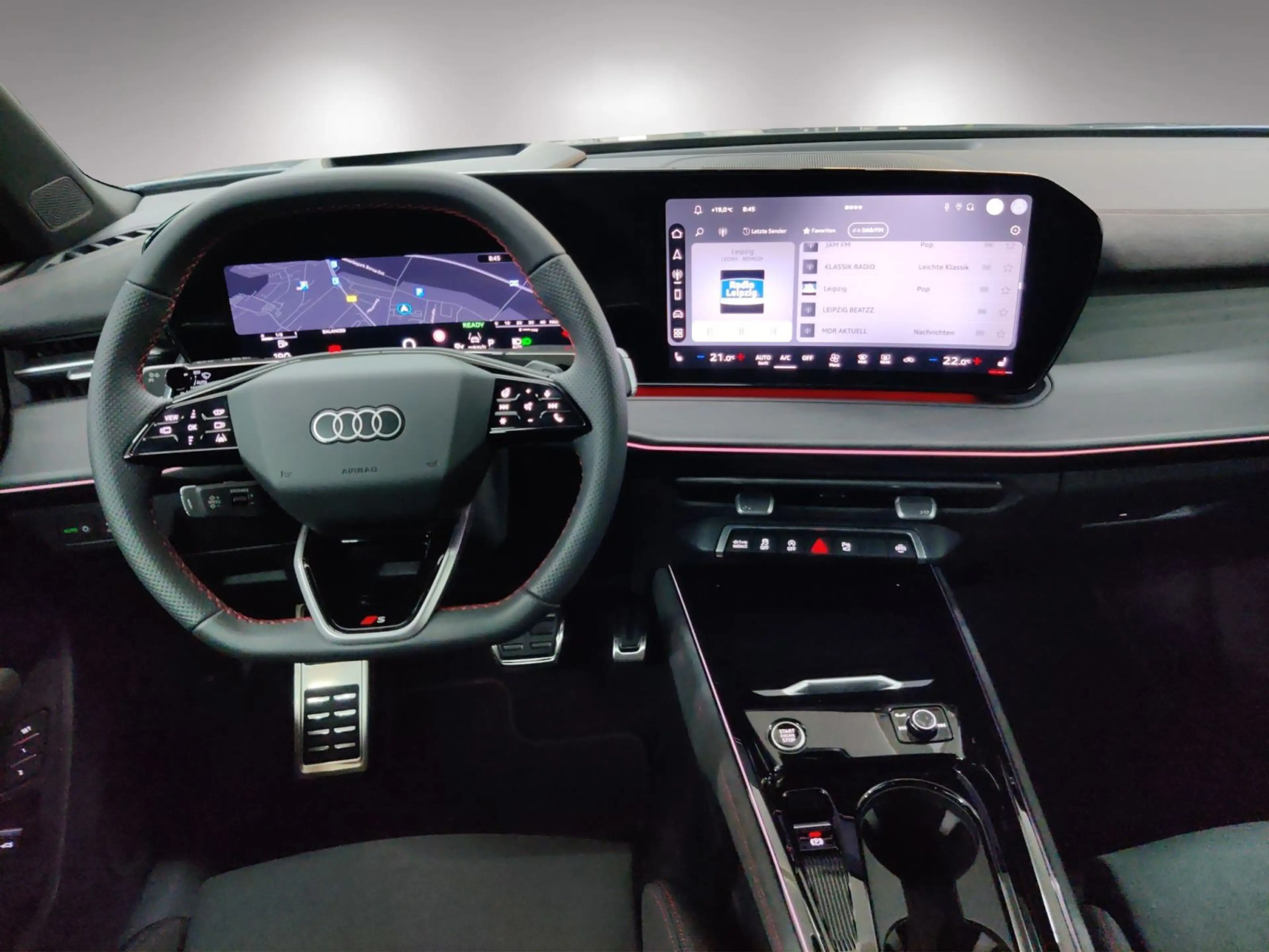 Audi Q3 TFSI qu neueMod/digMatrix/S line-Int/Tech pro — photo 7