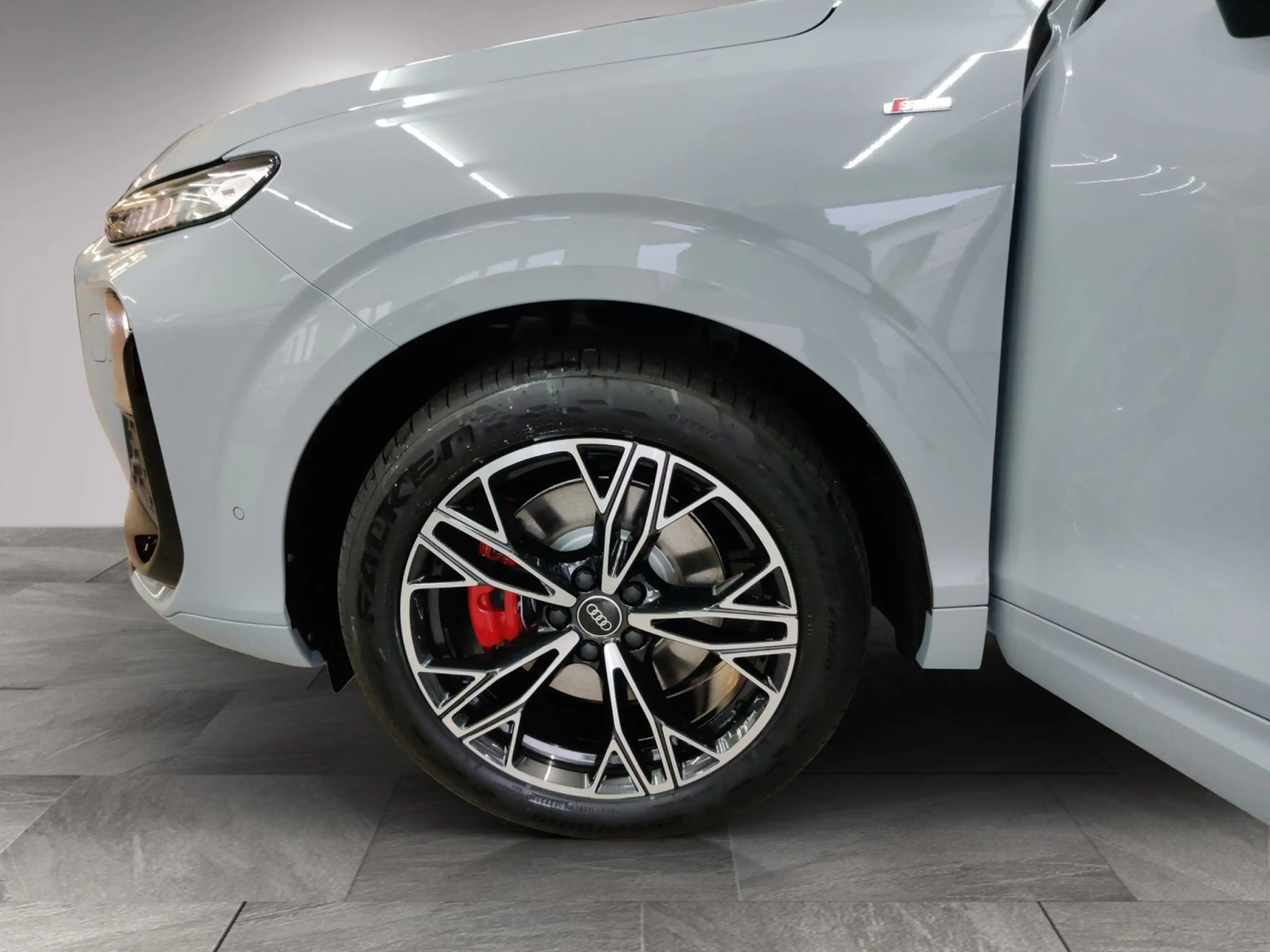 Audi Q3 TFSI qu neueMod/digMatrix/S line-Int/Tech pro — photo 15