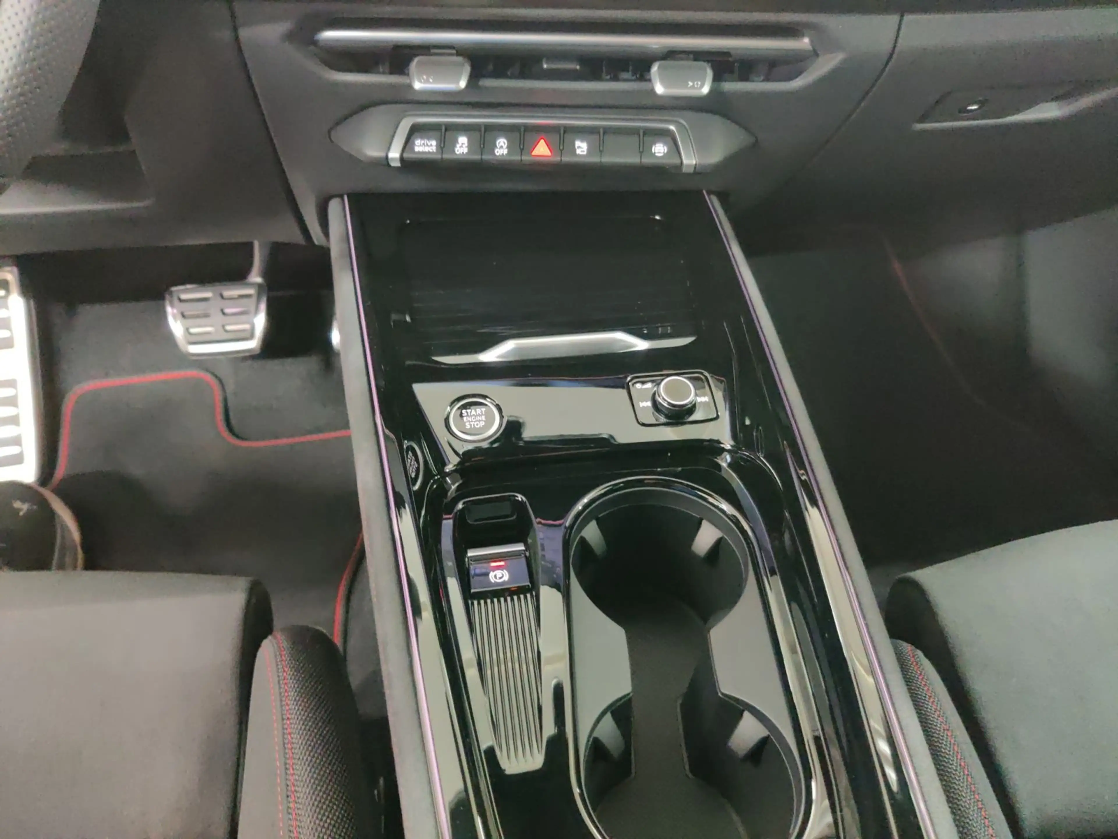 Audi Q3 TFSI qu neueMod/digMatrix/S line-Int/Tech pro — photo 11