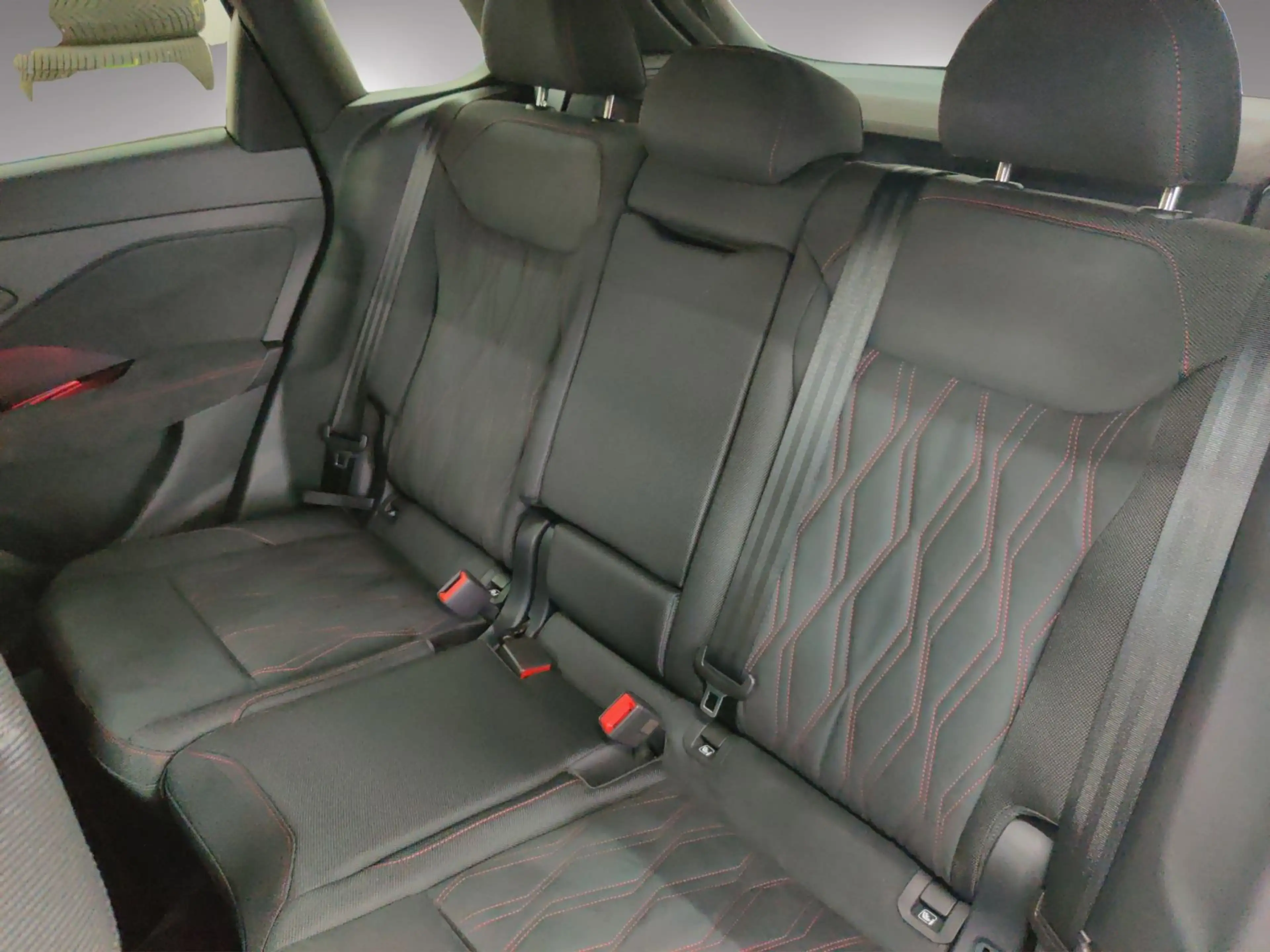 Audi Q3 TFSI qu neueMod/digMatrix/S line-Int/Tech pro — photo 13