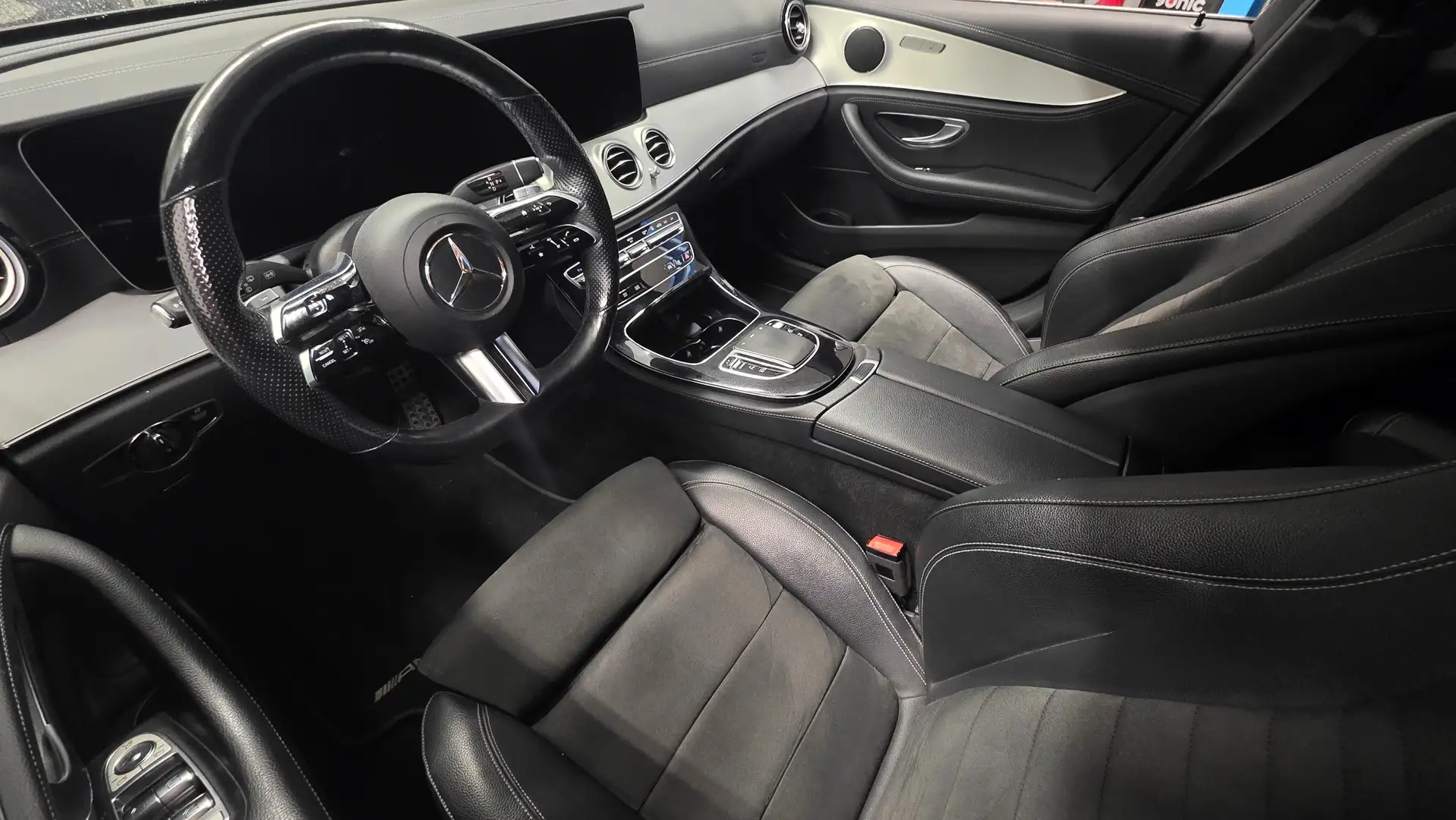 Mercedes-Benz E 300 E 300 de (213.216) Schwarz - 2