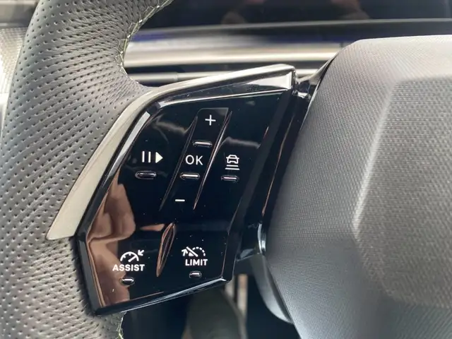 Peugeot 5008 E-5008 GT  Elektromotor 230- Batterie 98kWh Ansicht 23