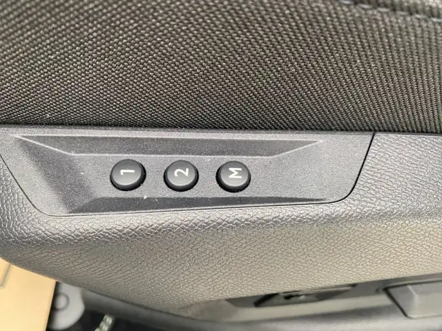 Peugeot 5008 E-5008 GT  Elektromotor 230- Batterie 98kWh Ansicht 13