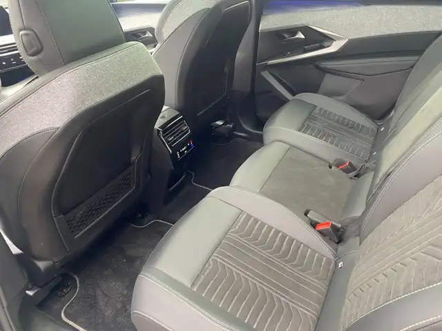 Peugeot 5008 E-5008 GT  Elektromotor 230- Batterie 98kWh Ansicht 16